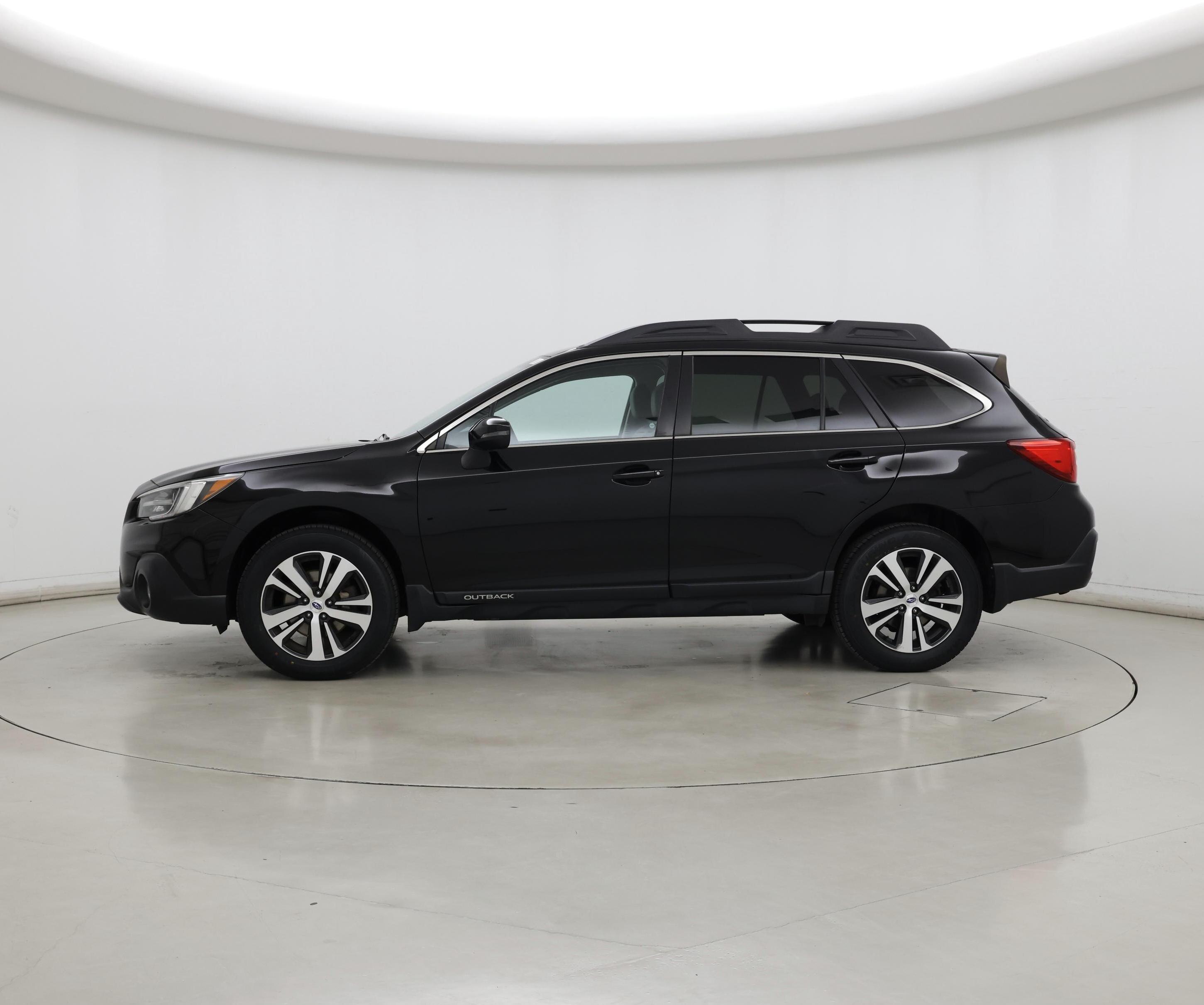 Thumbnail: 2018 Subaru Outback - 3