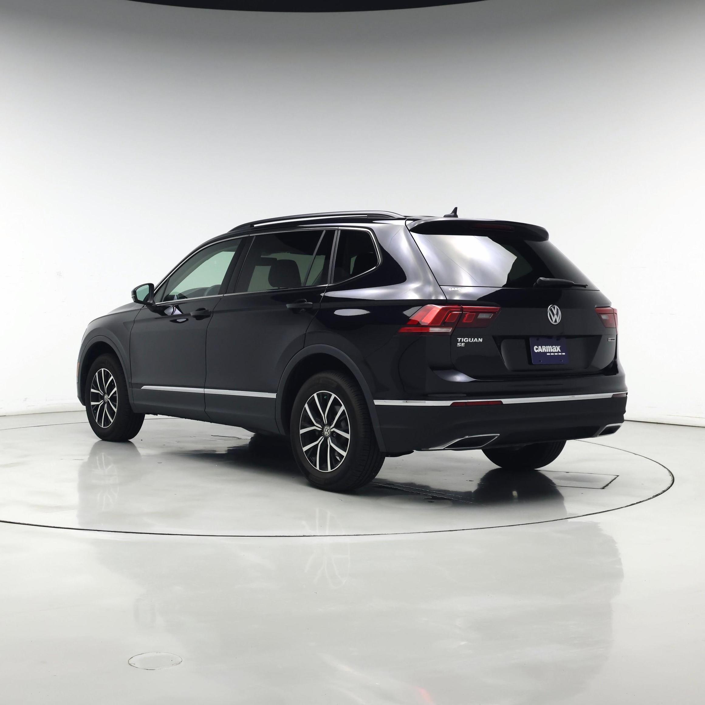 Thumbnail: 2021 Volkswagen Tiguan - 2