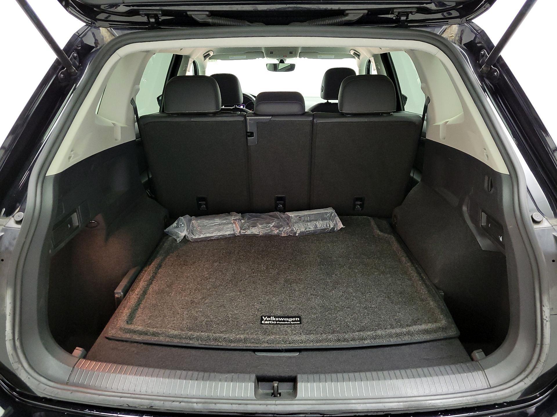 Thumbnail: 2021 Volkswagen Tiguan - 19