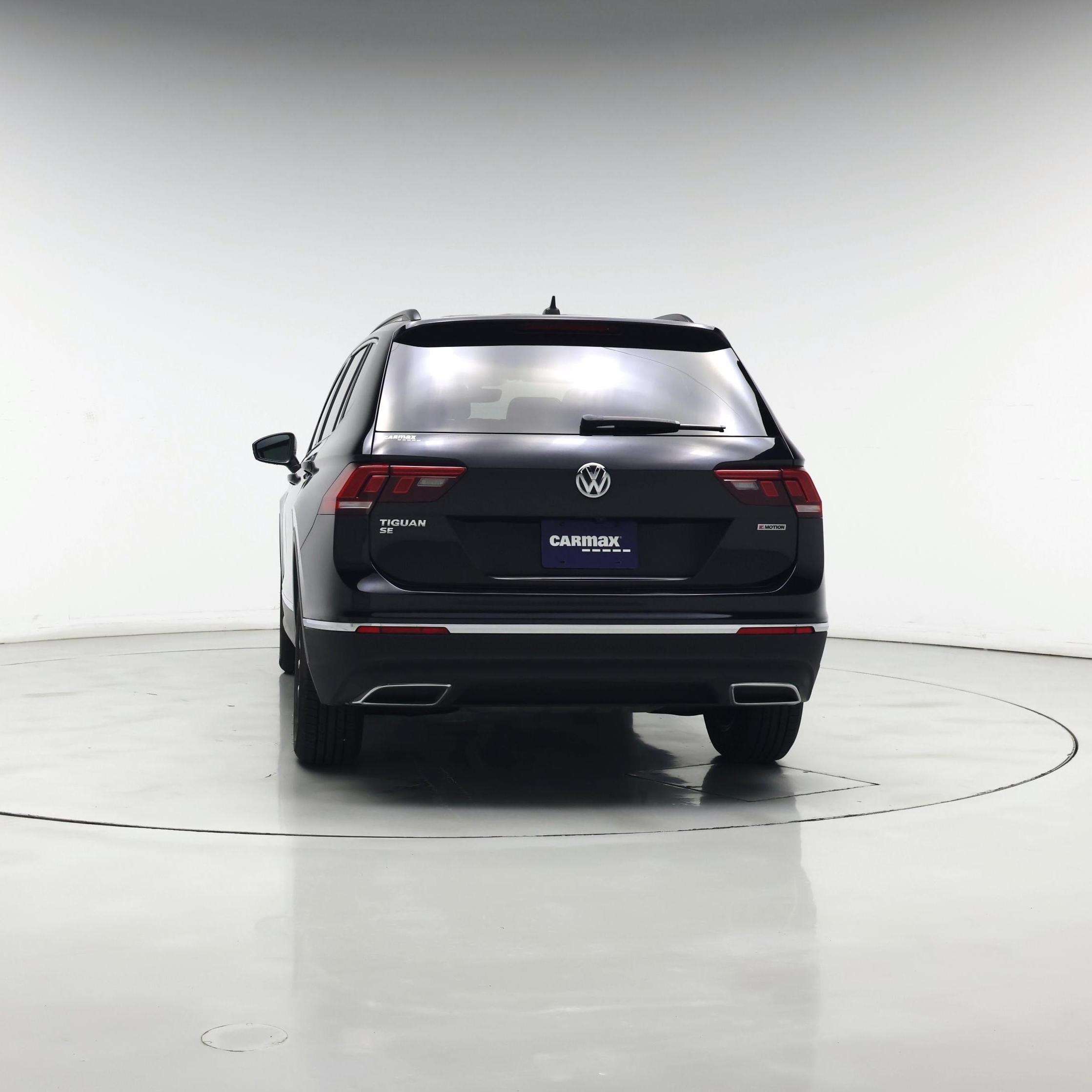 Thumbnail: 2021 Volkswagen Tiguan - 6