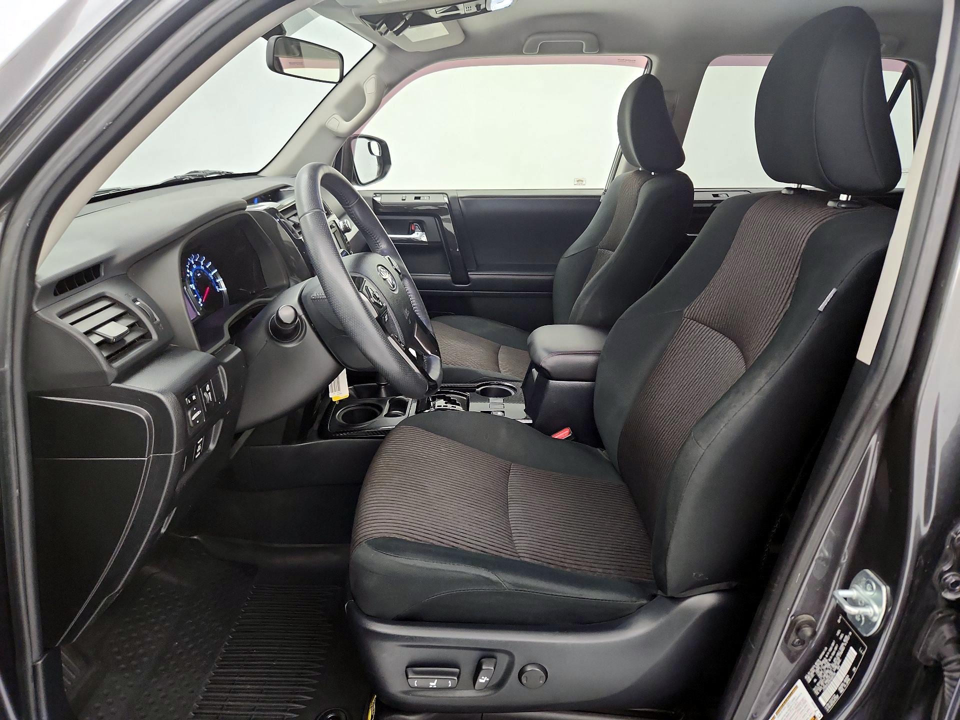 Thumbnail: 2019 Toyota 4Runner - 11