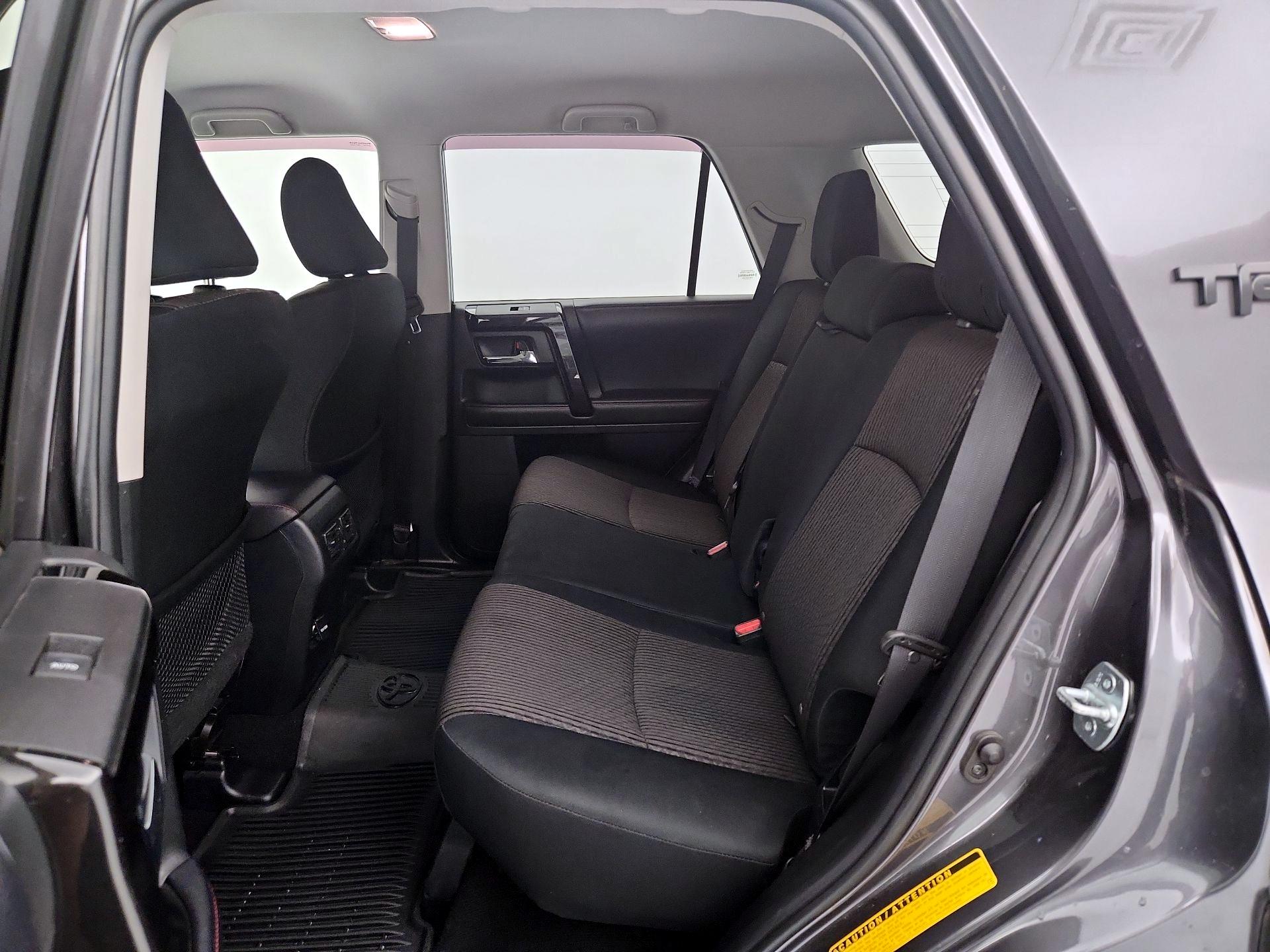 Thumbnail: 2019 Toyota 4Runner - 19