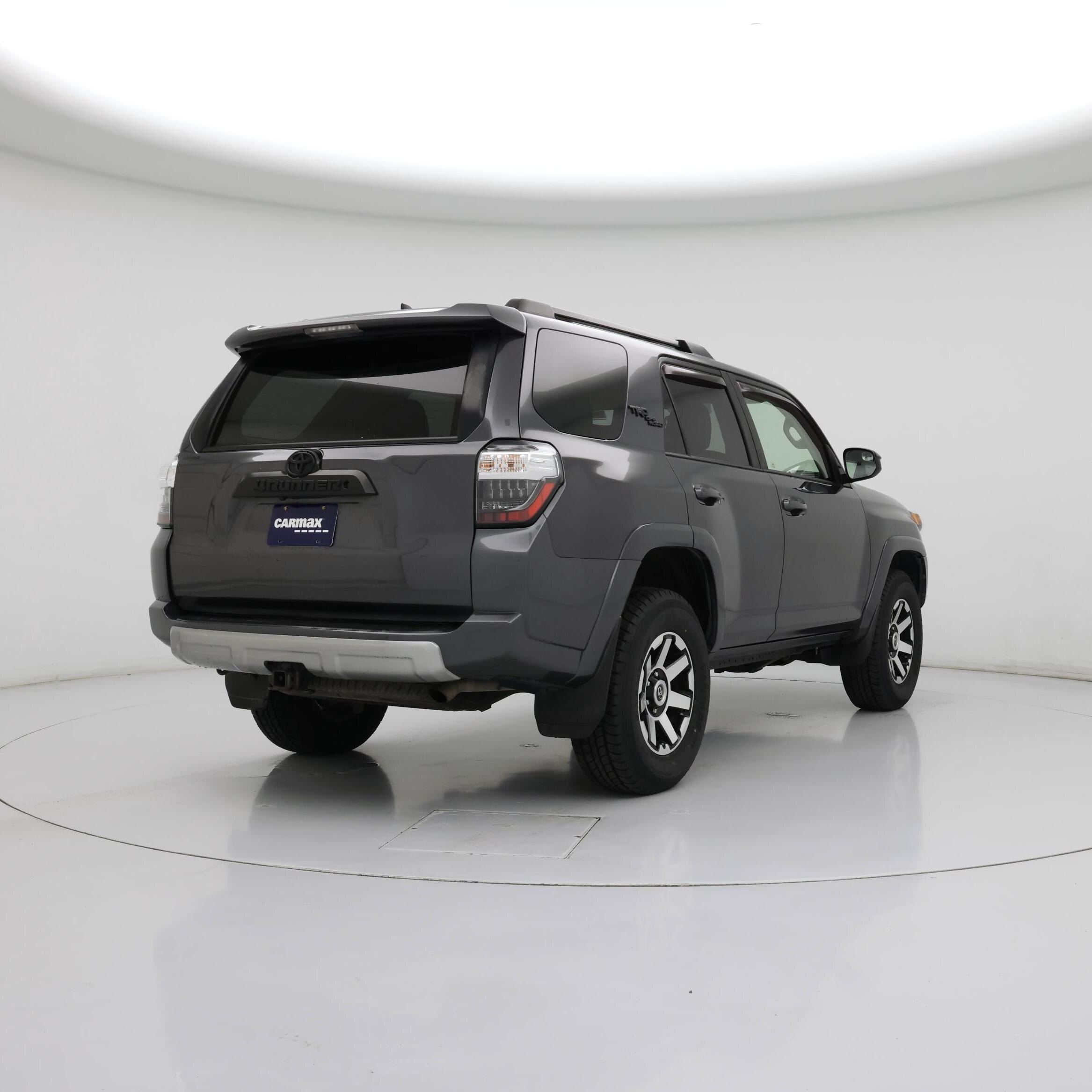Thumbnail: 2019 Toyota 4Runner - 8