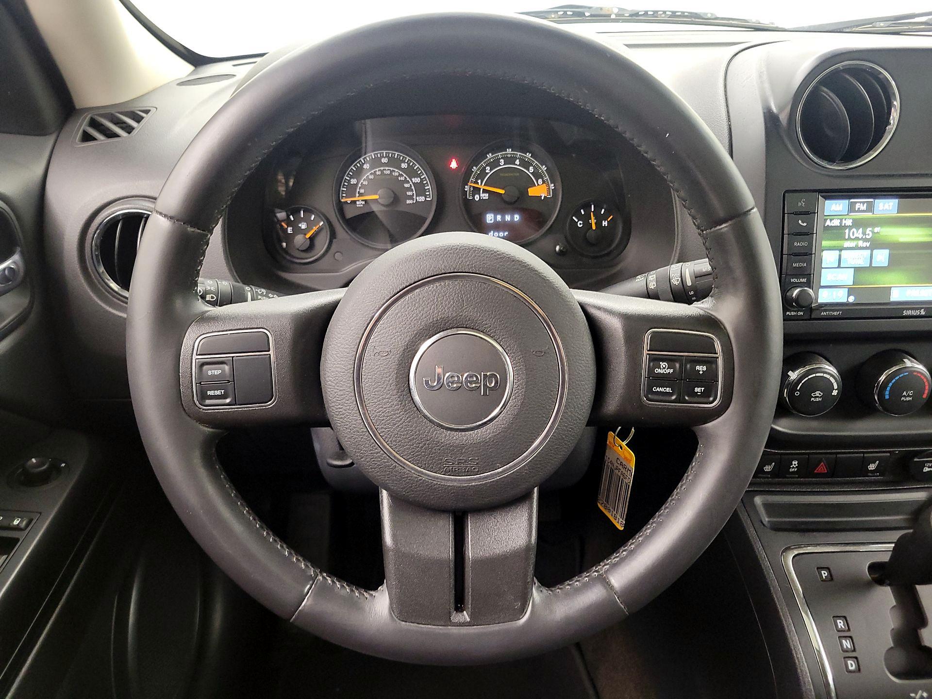 Thumbnail: 2015 Jeep Patriot - 10