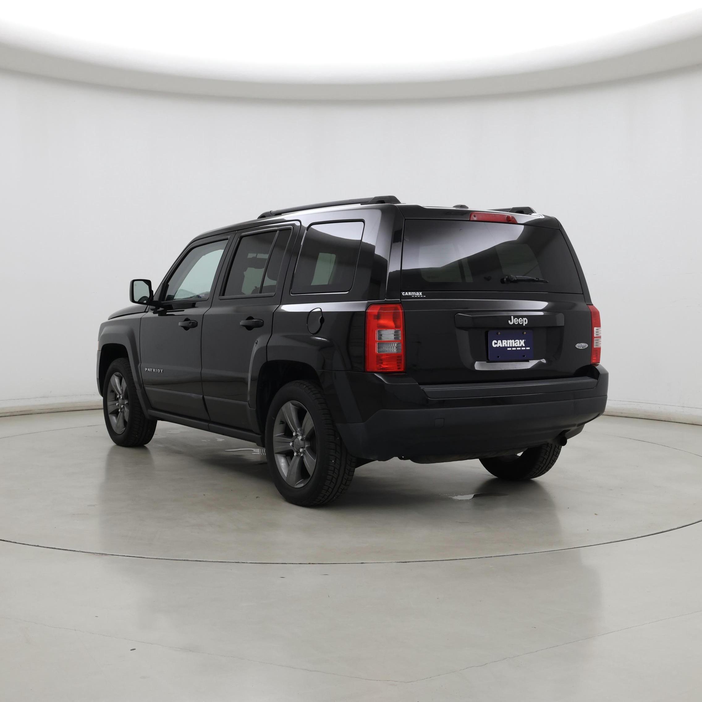 Thumbnail: 2015 Jeep Patriot - 2