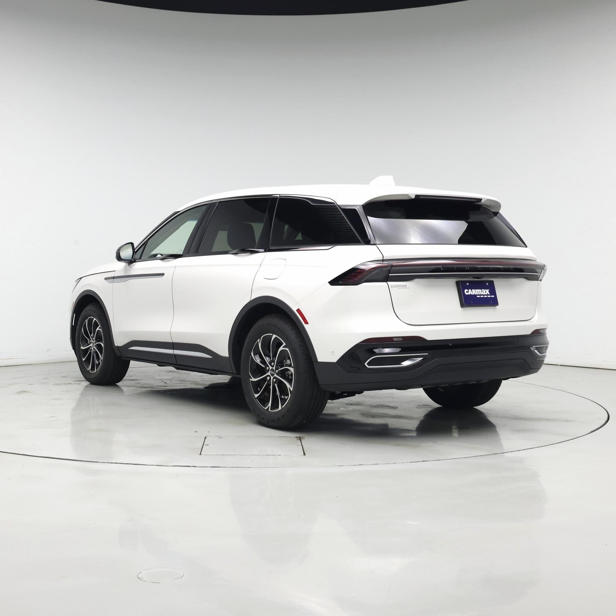 Thumbnail: 2024 Lincoln Nautilus - 2