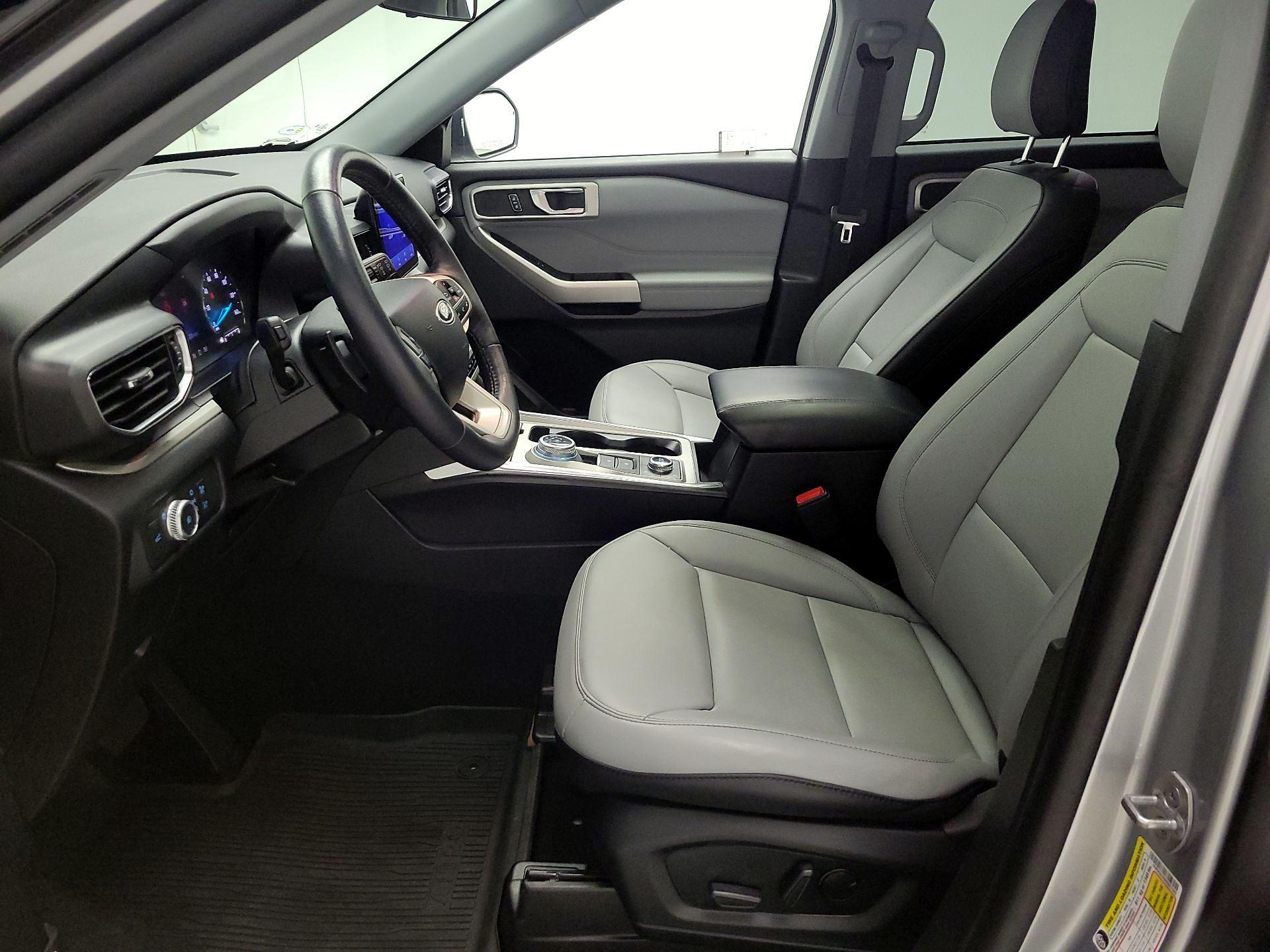 Thumbnail: 2021 Ford Explorer - 11