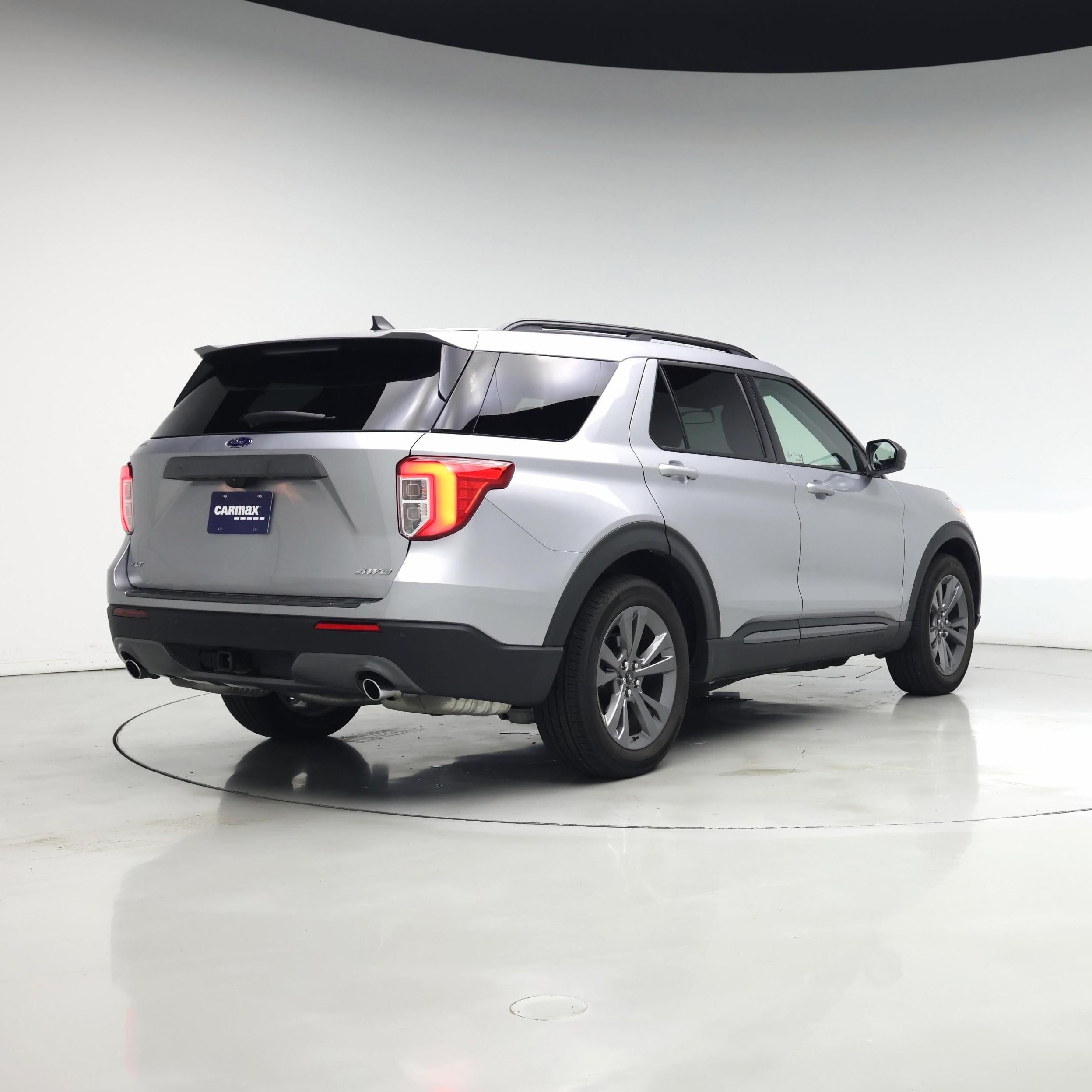 Thumbnail: 2021 Ford Explorer - 8