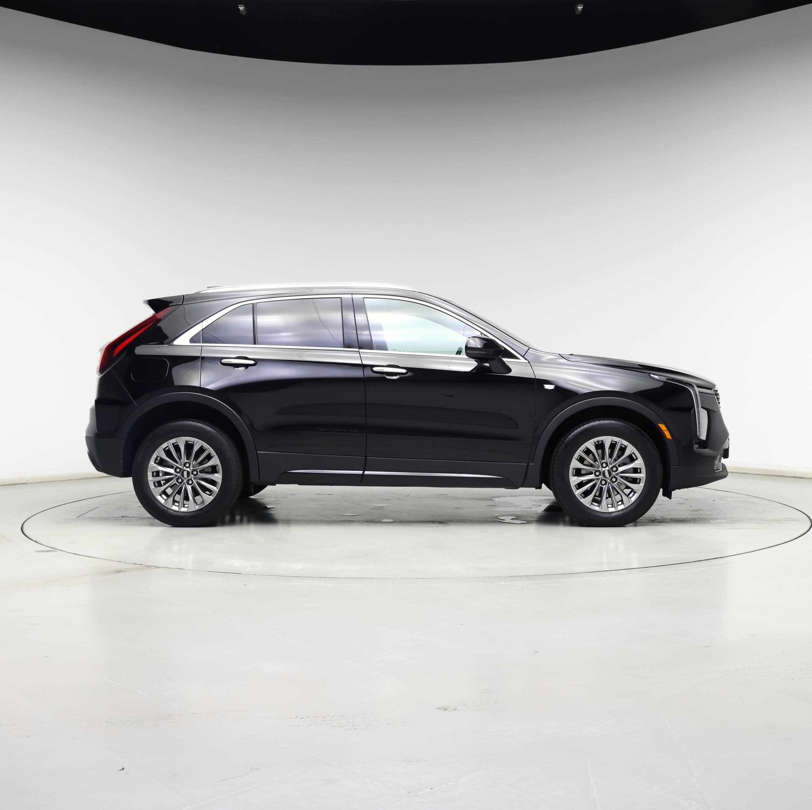 Thumbnail: 2024 Cadillac XT4 - 7