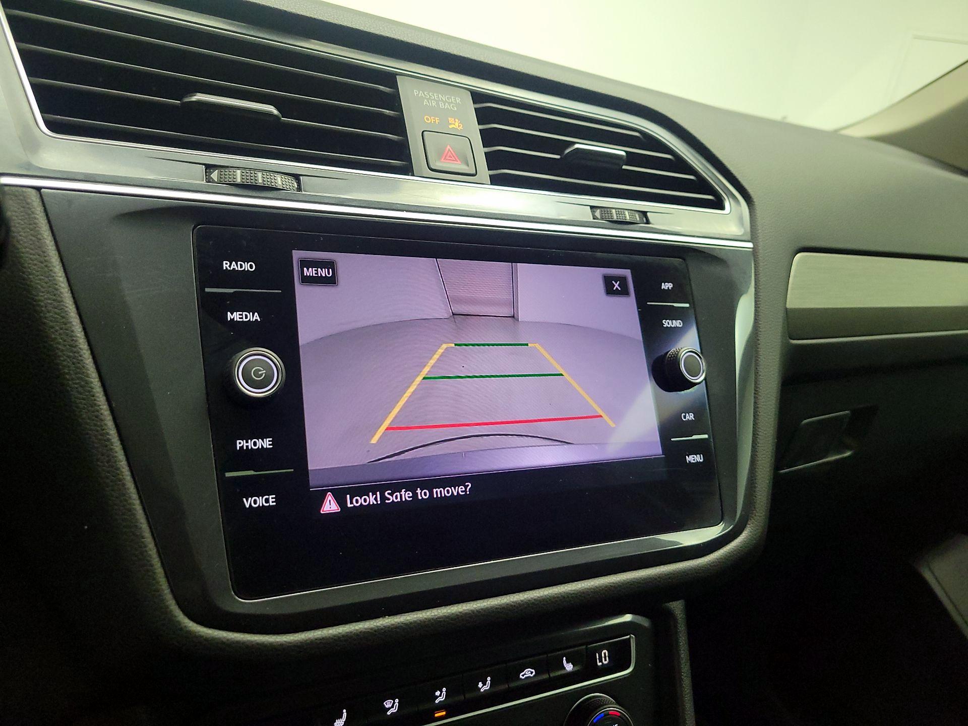 Thumbnail: 2020 Volkswagen Tiguan - 13