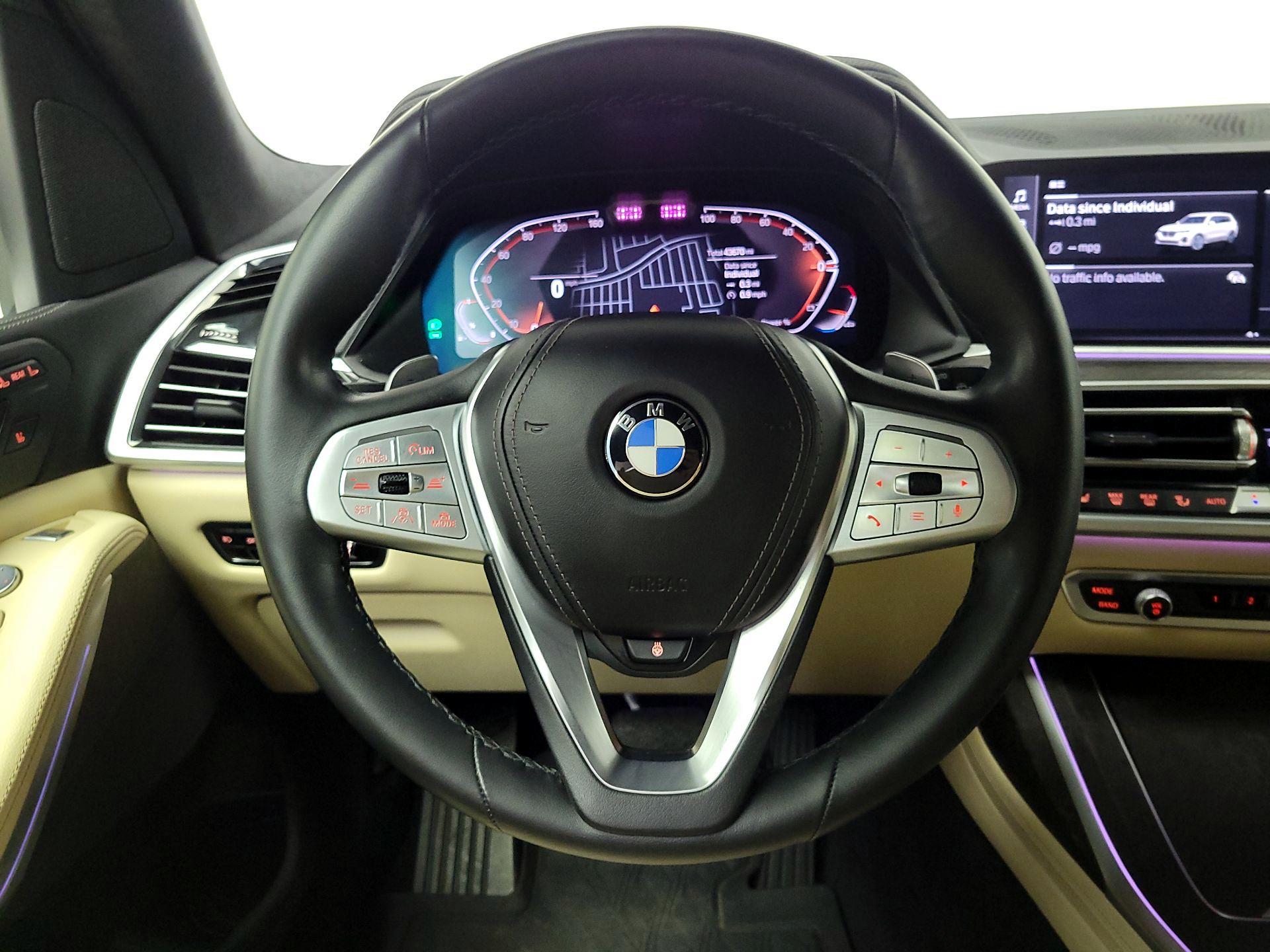 Thumbnail: 2022 BMW X7 - 10