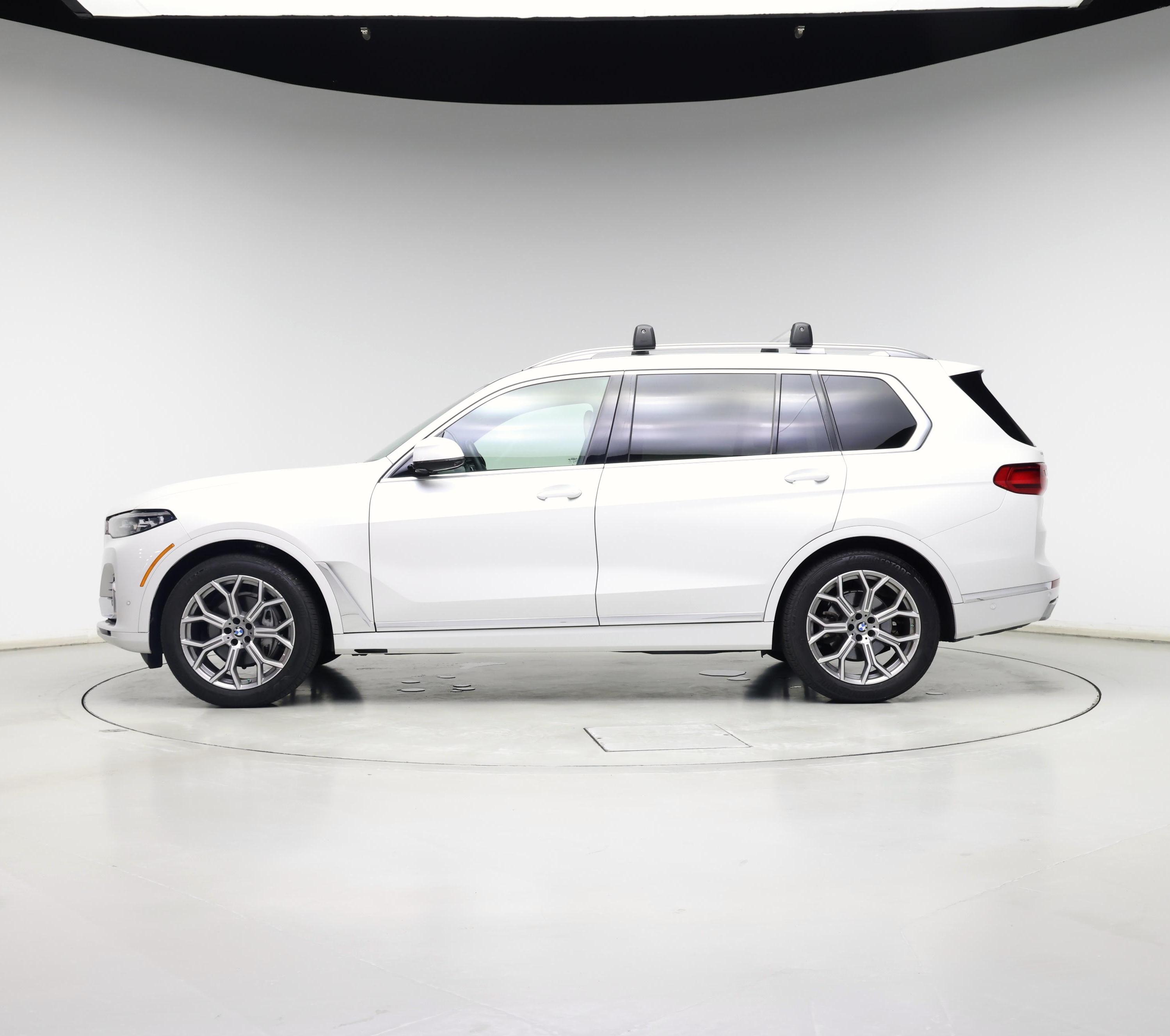 Thumbnail: 2022 BMW X7 - 3