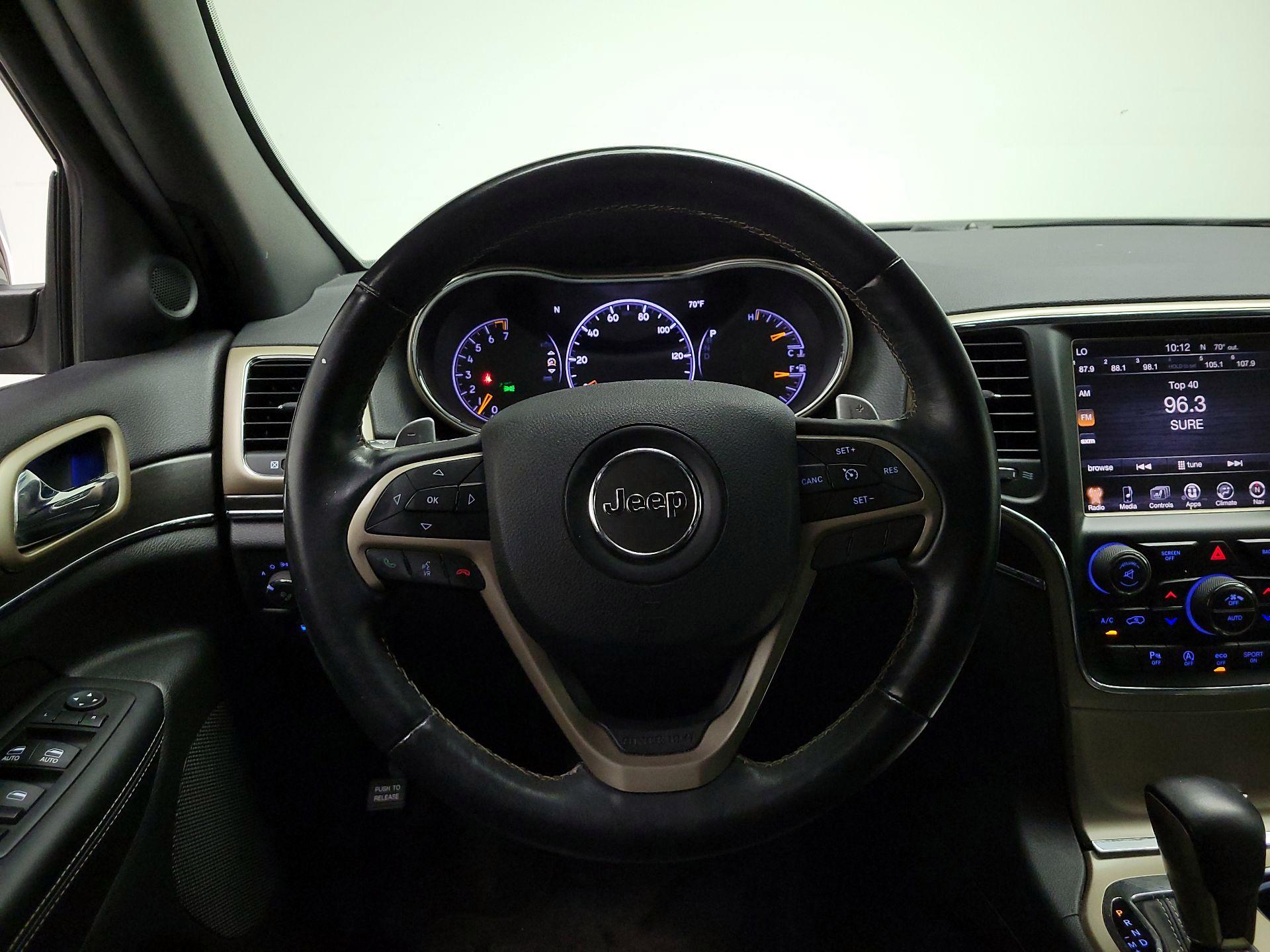 Thumbnail: 2017 Jeep Grand Cherokee - 10
