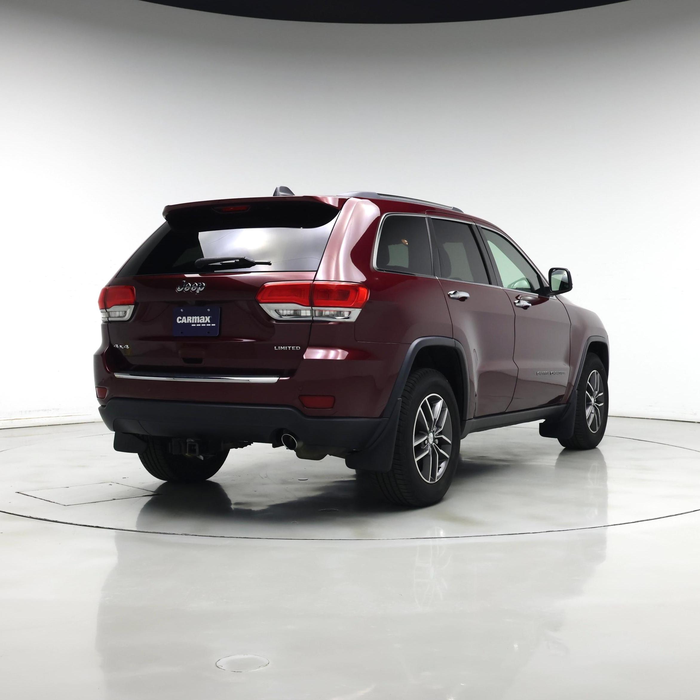 Thumbnail: 2017 Jeep Grand Cherokee - 8