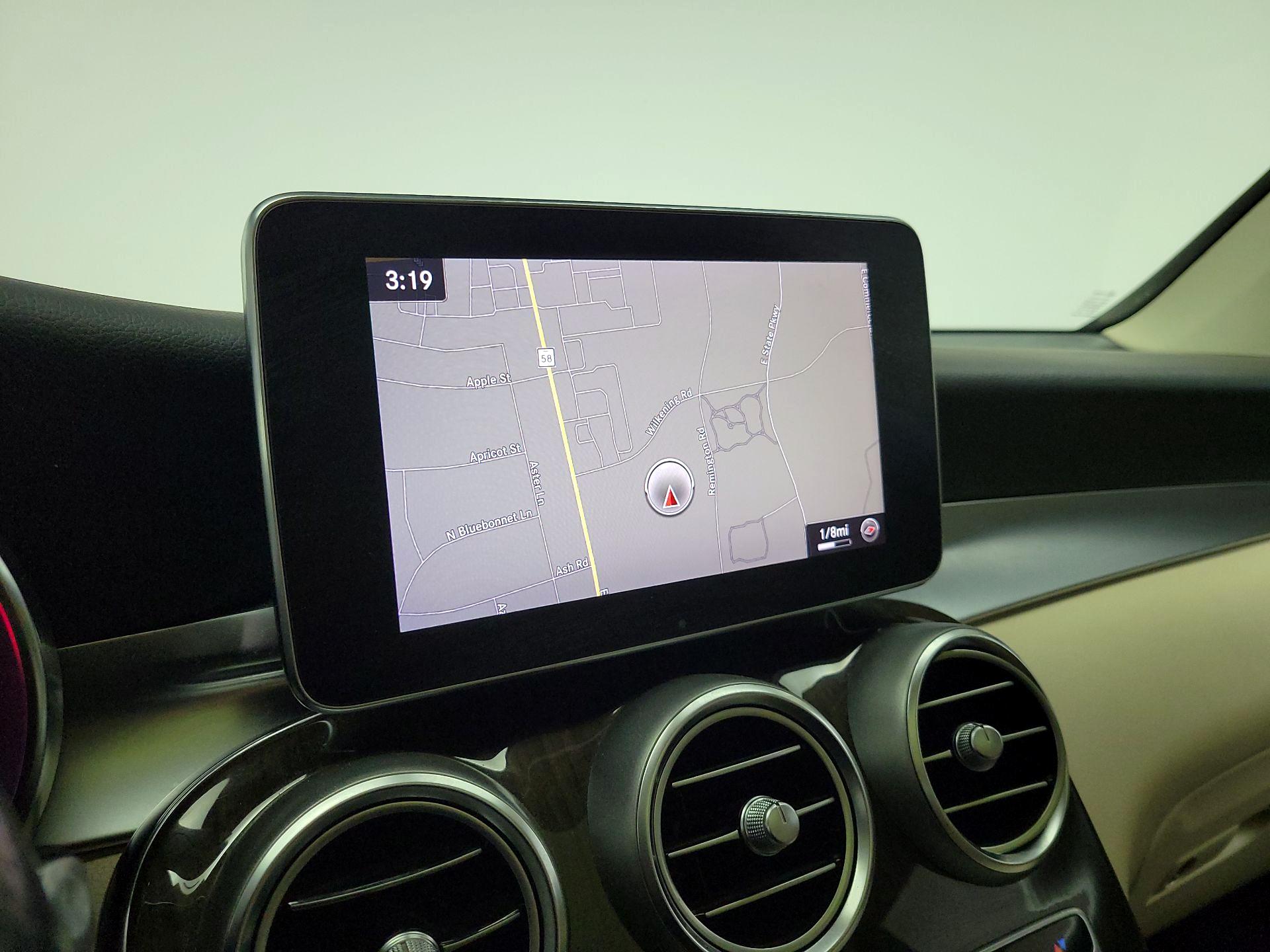 Thumbnail: 2016 Mercedes-Benz GLC - 14