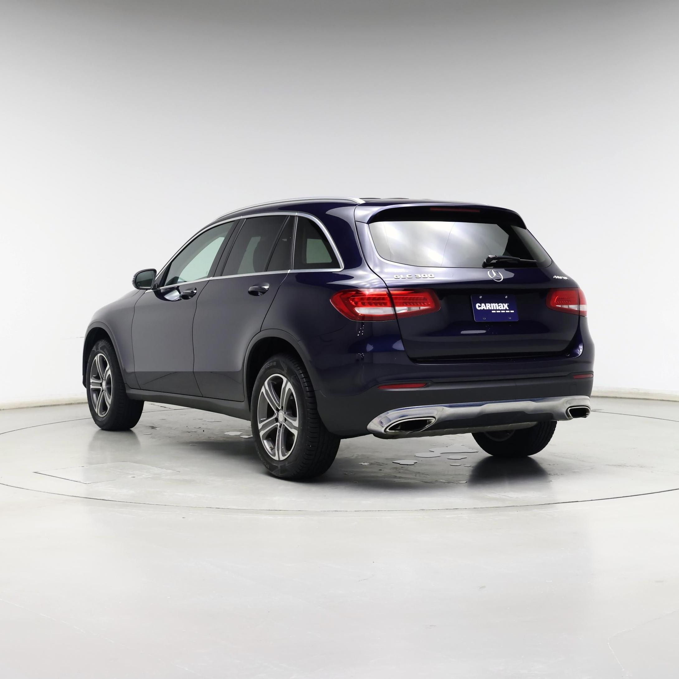 Thumbnail: 2016 Mercedes-Benz GLC - 2