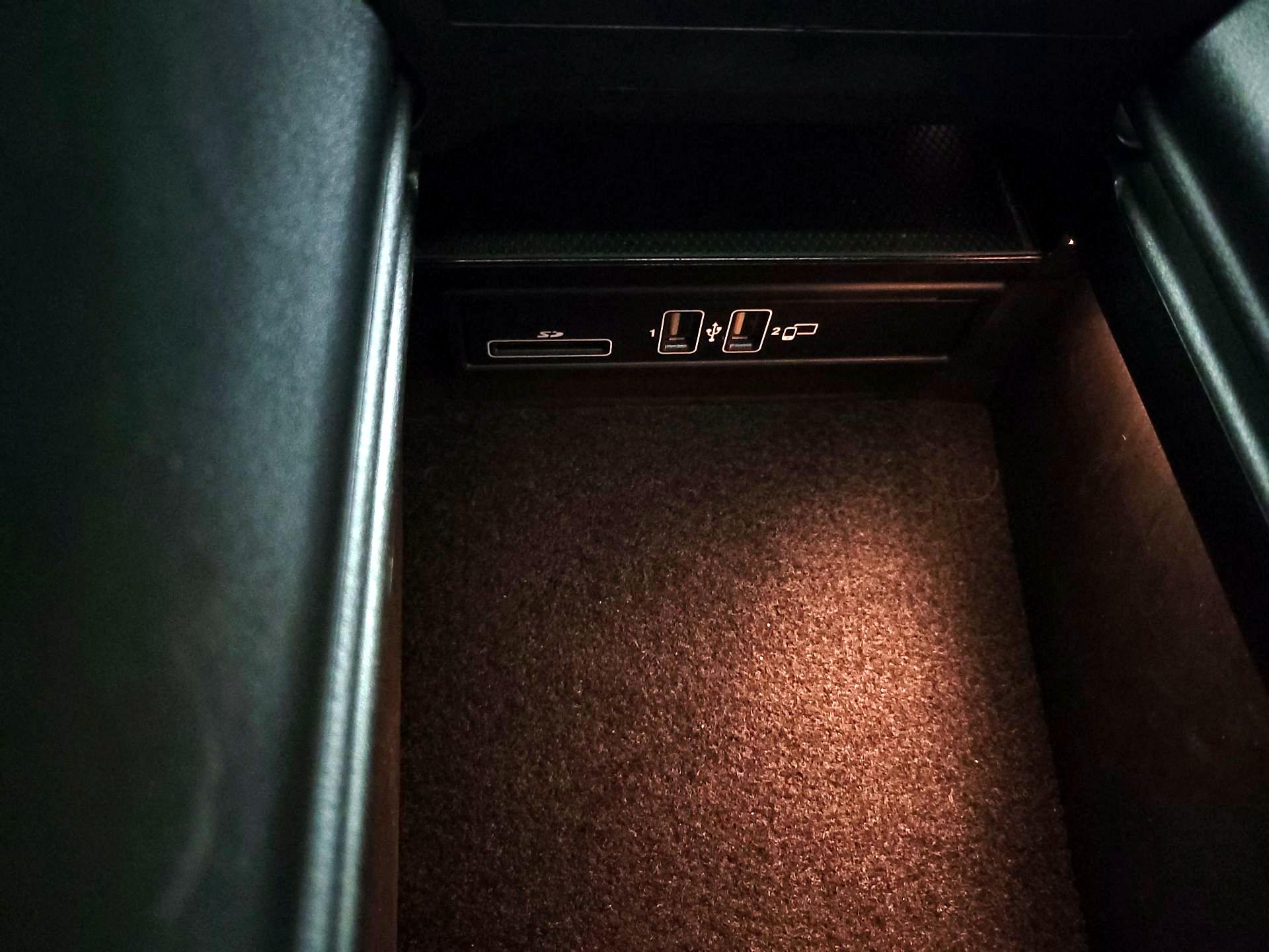 Thumbnail: 2021 Mercedes-Benz C-Class - 18