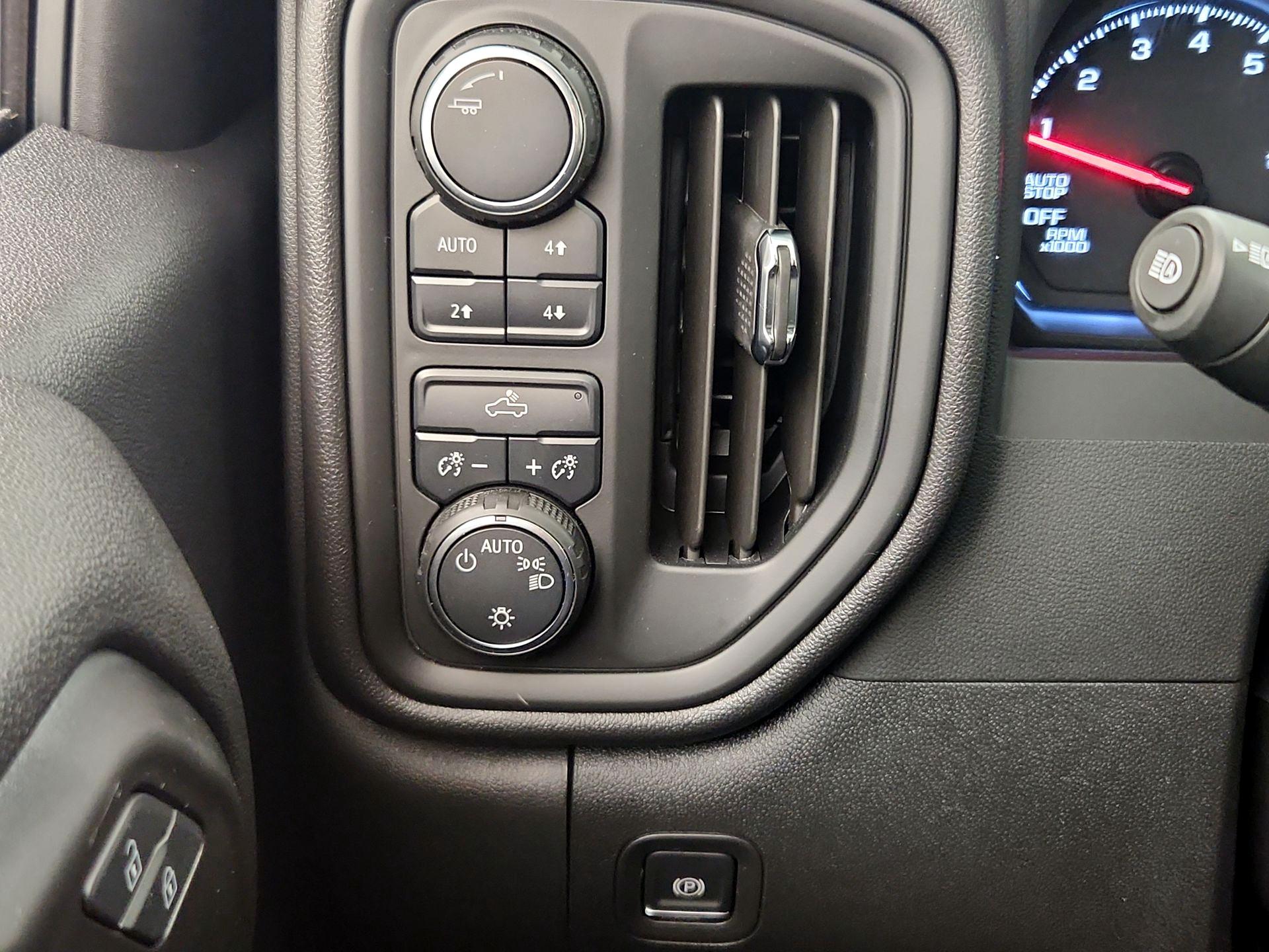 Thumbnail: 2025 Chevrolet Silverado 1500 - 13