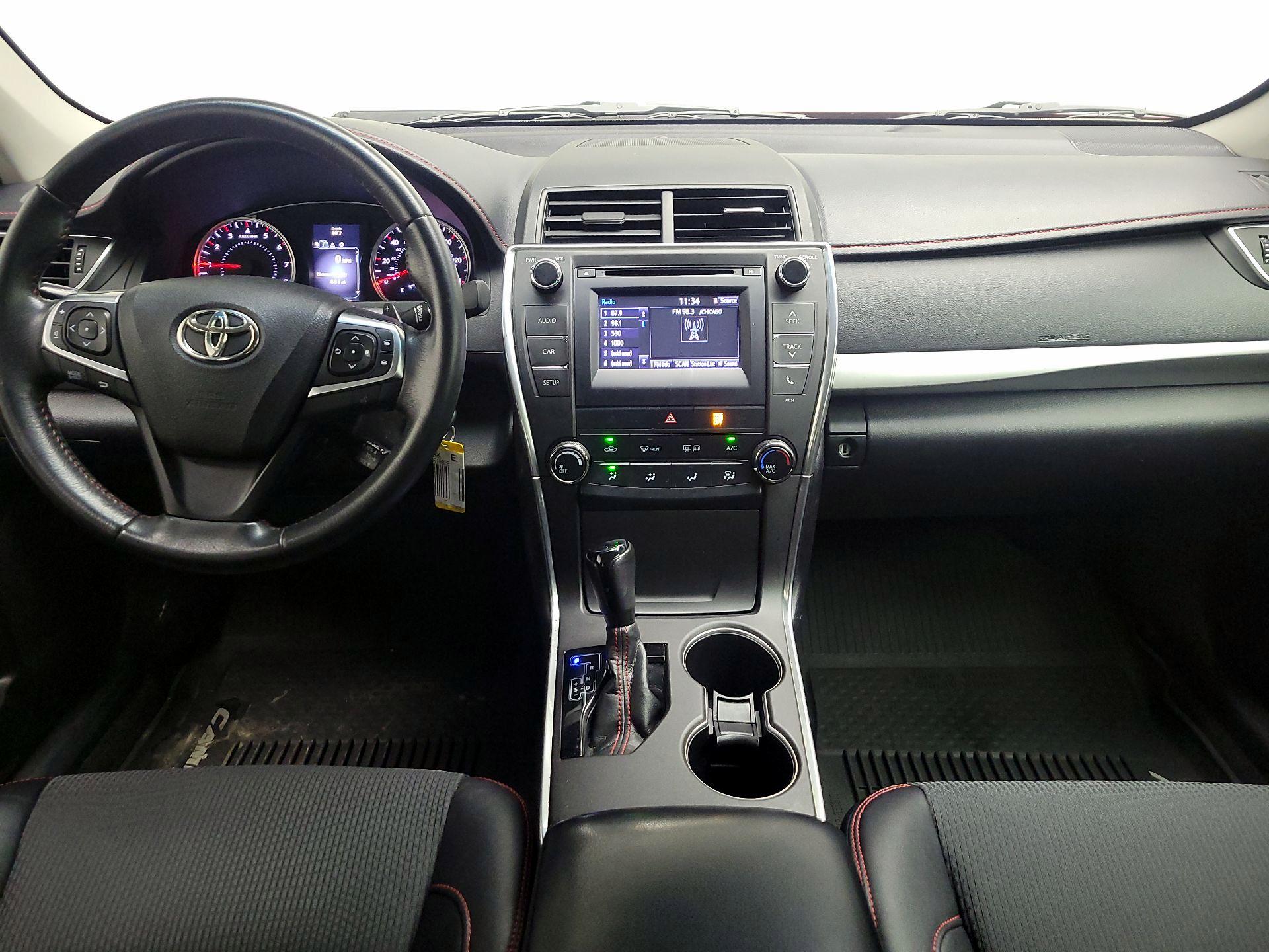 Thumbnail: 2016 Toyota Camry - 9