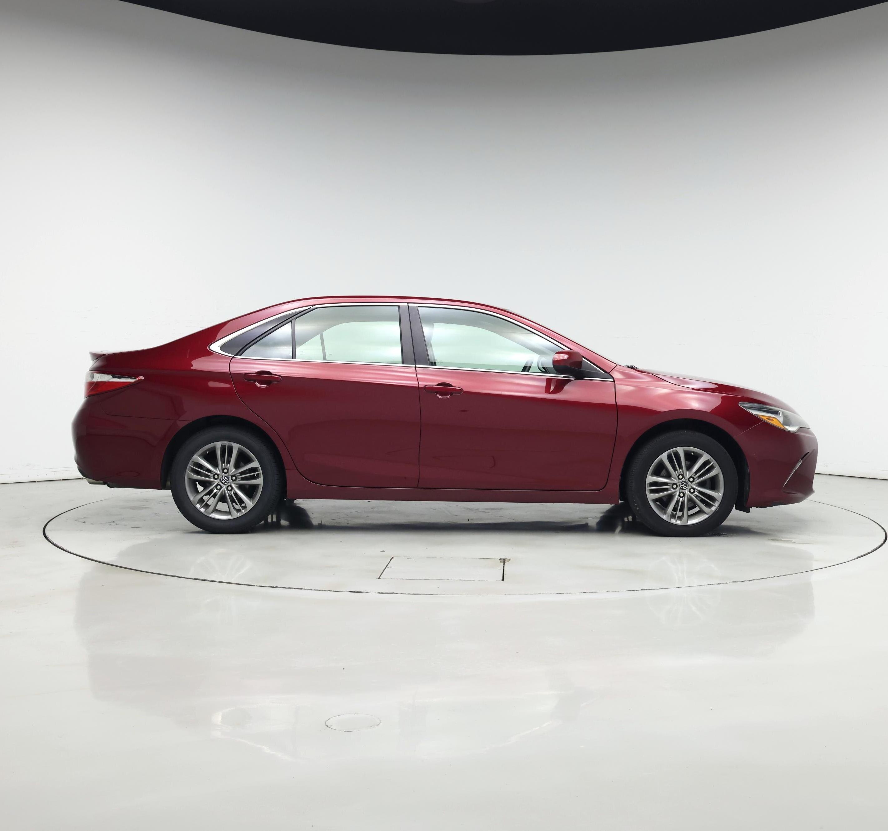 Thumbnail: 2016 Toyota Camry - 7