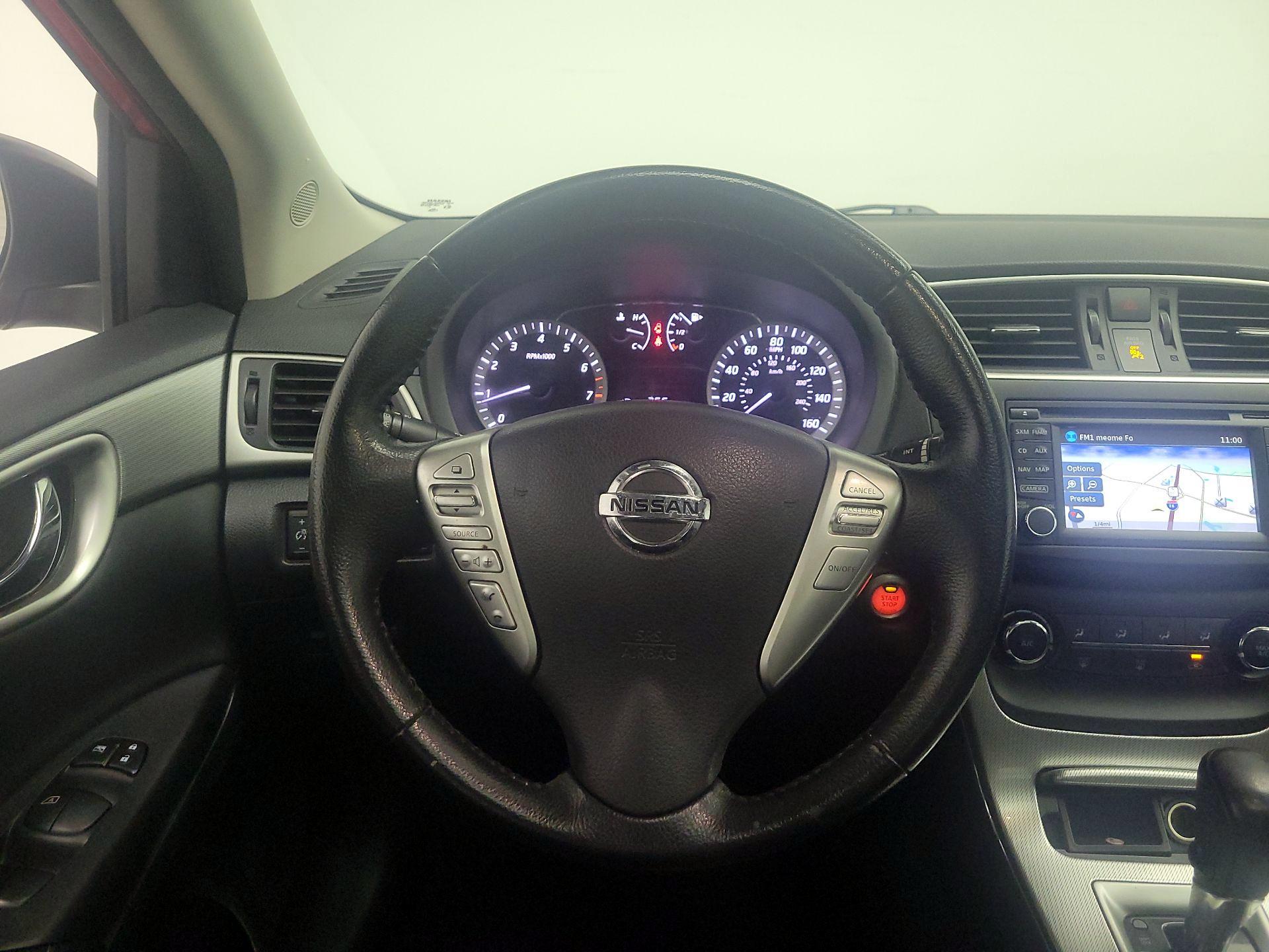 Thumbnail: 2015 Nissan Sentra - 10