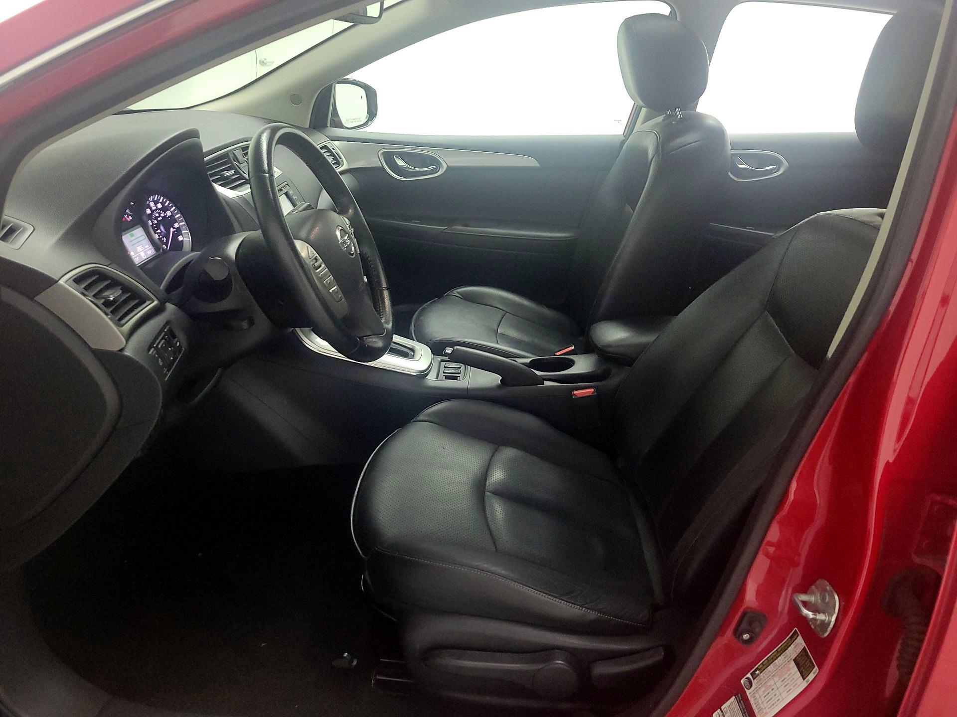 Thumbnail: 2015 Nissan Sentra - 11