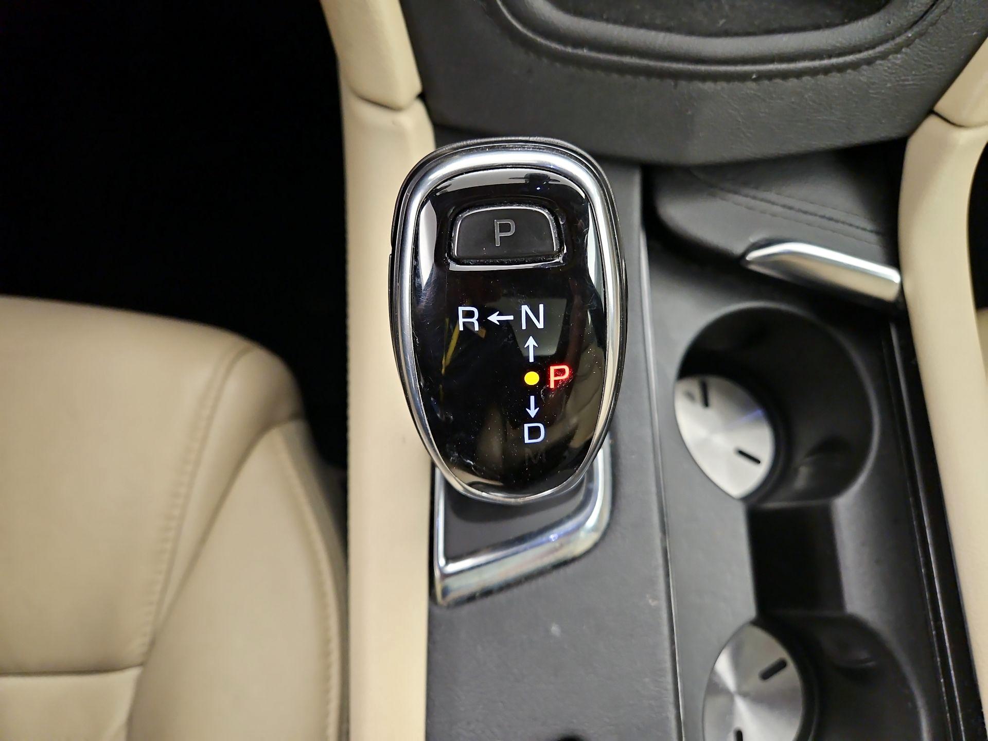 Thumbnail: 2019 Cadillac XT5 - 18