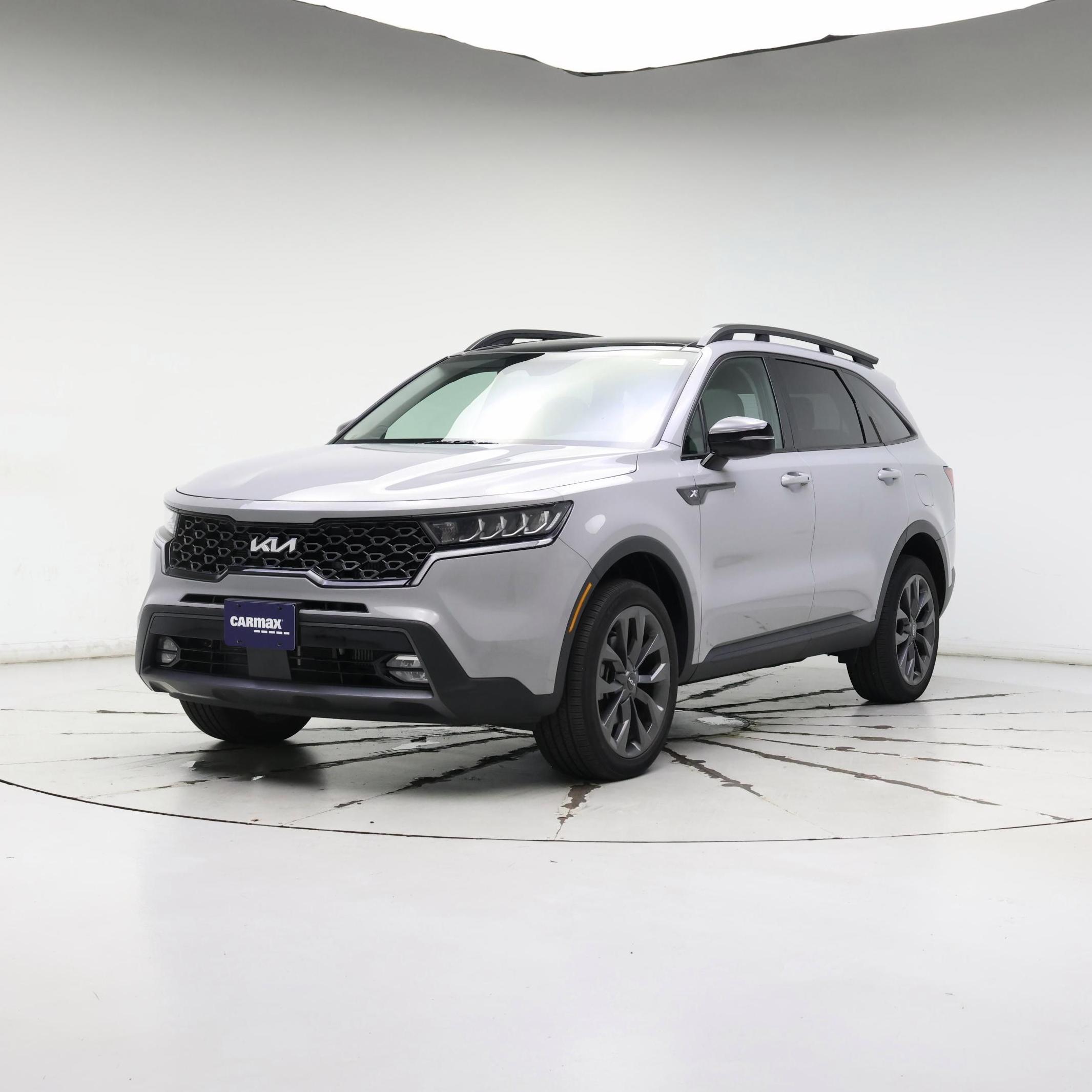 Thumbnail: 2023 Kia Sorento - 4