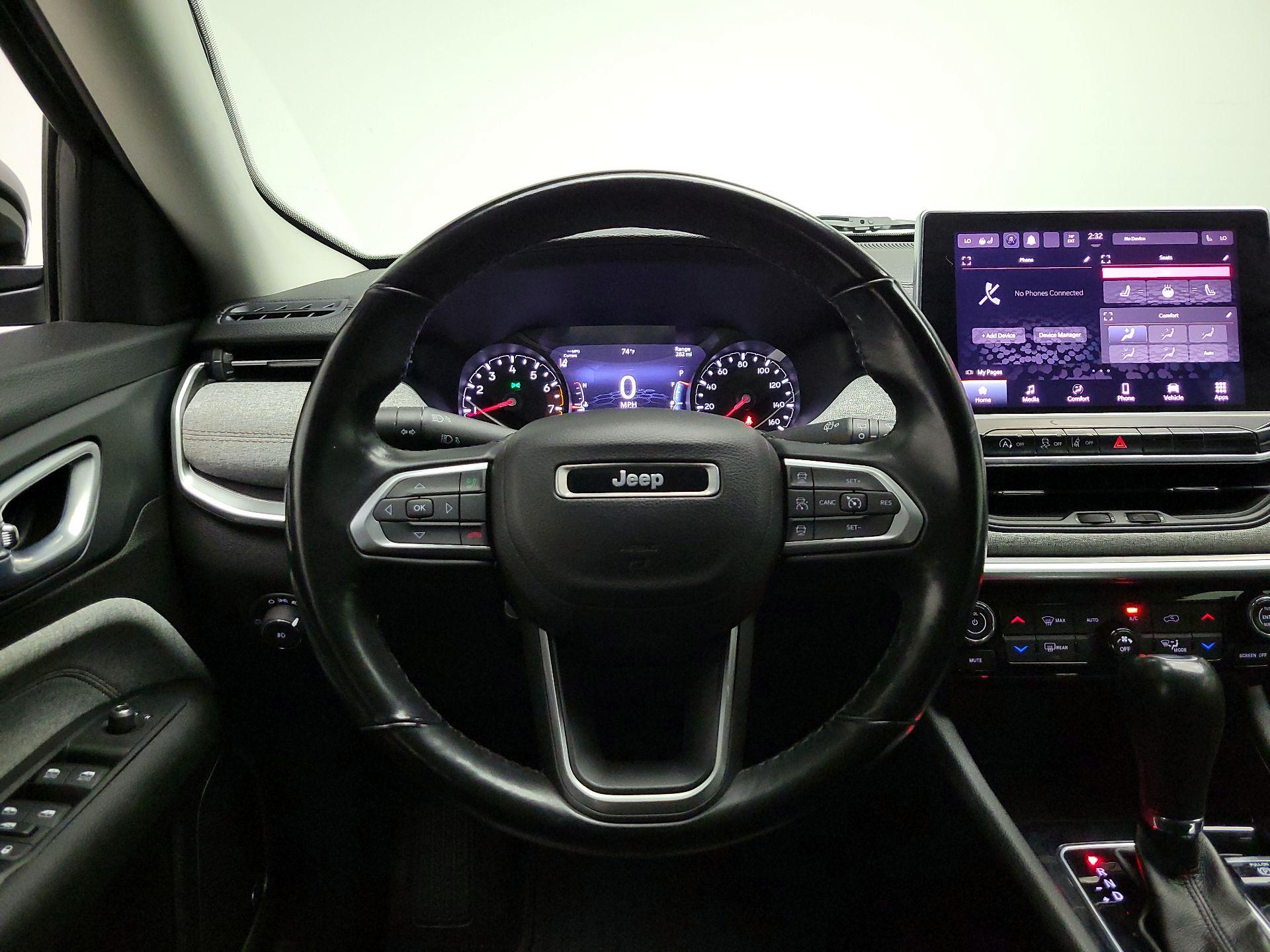 Thumbnail: 2022 Jeep Compass - 10