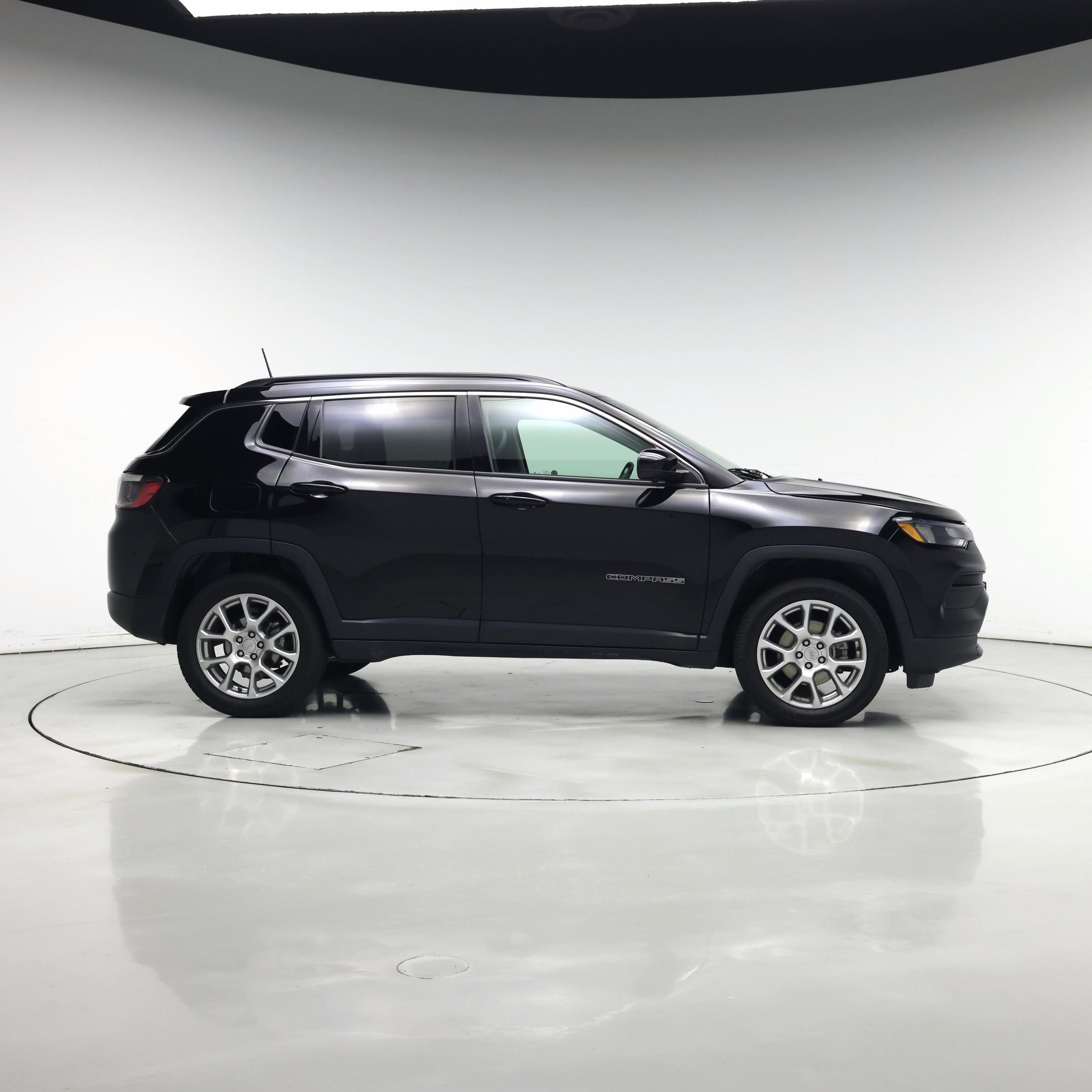 Thumbnail: 2022 Jeep Compass - 7
