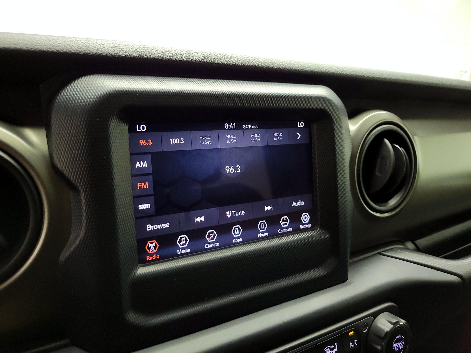 Thumbnail: 2020 Jeep Wrangler - 14