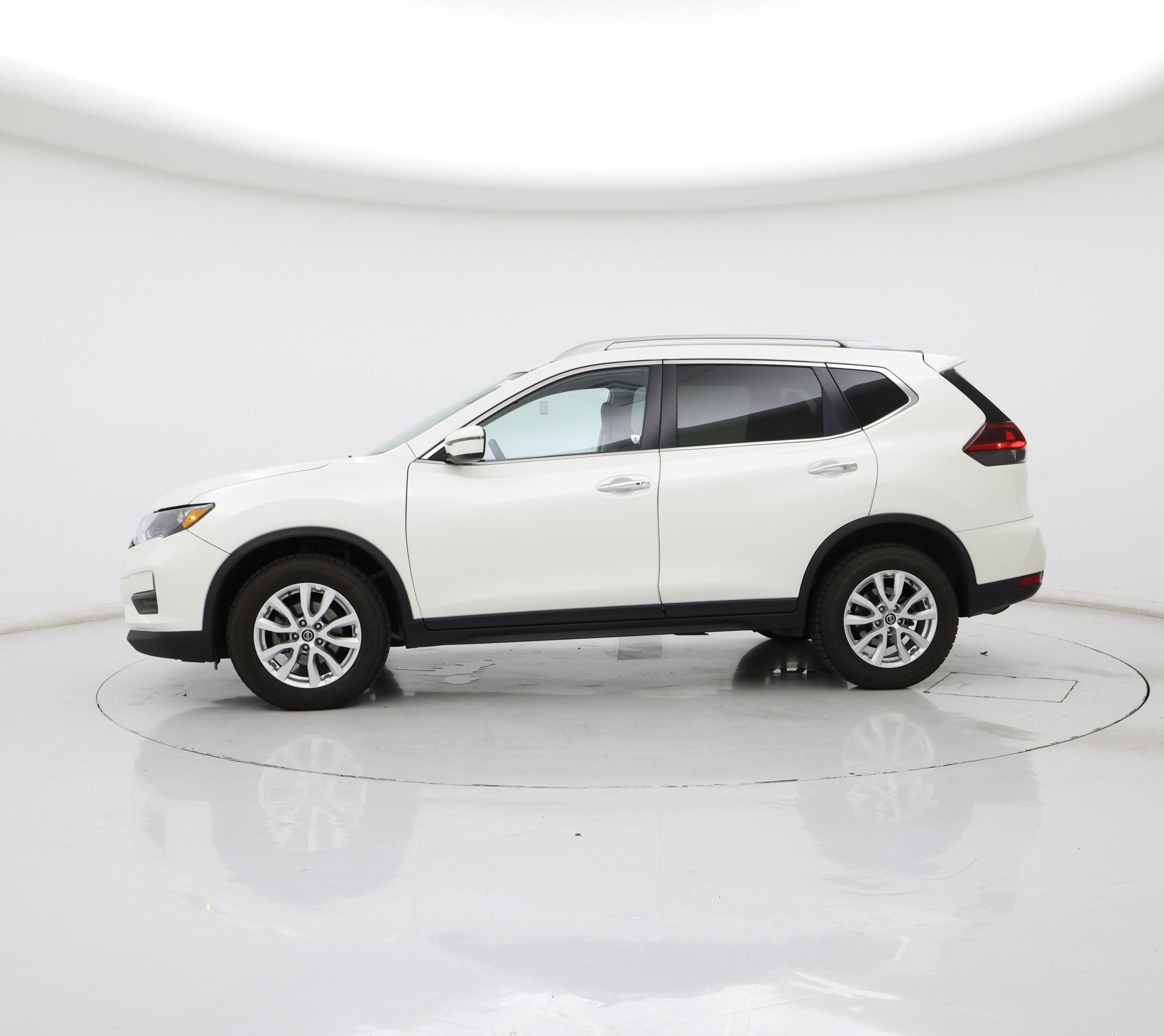 Thumbnail: 2019 Nissan Rogue - 3