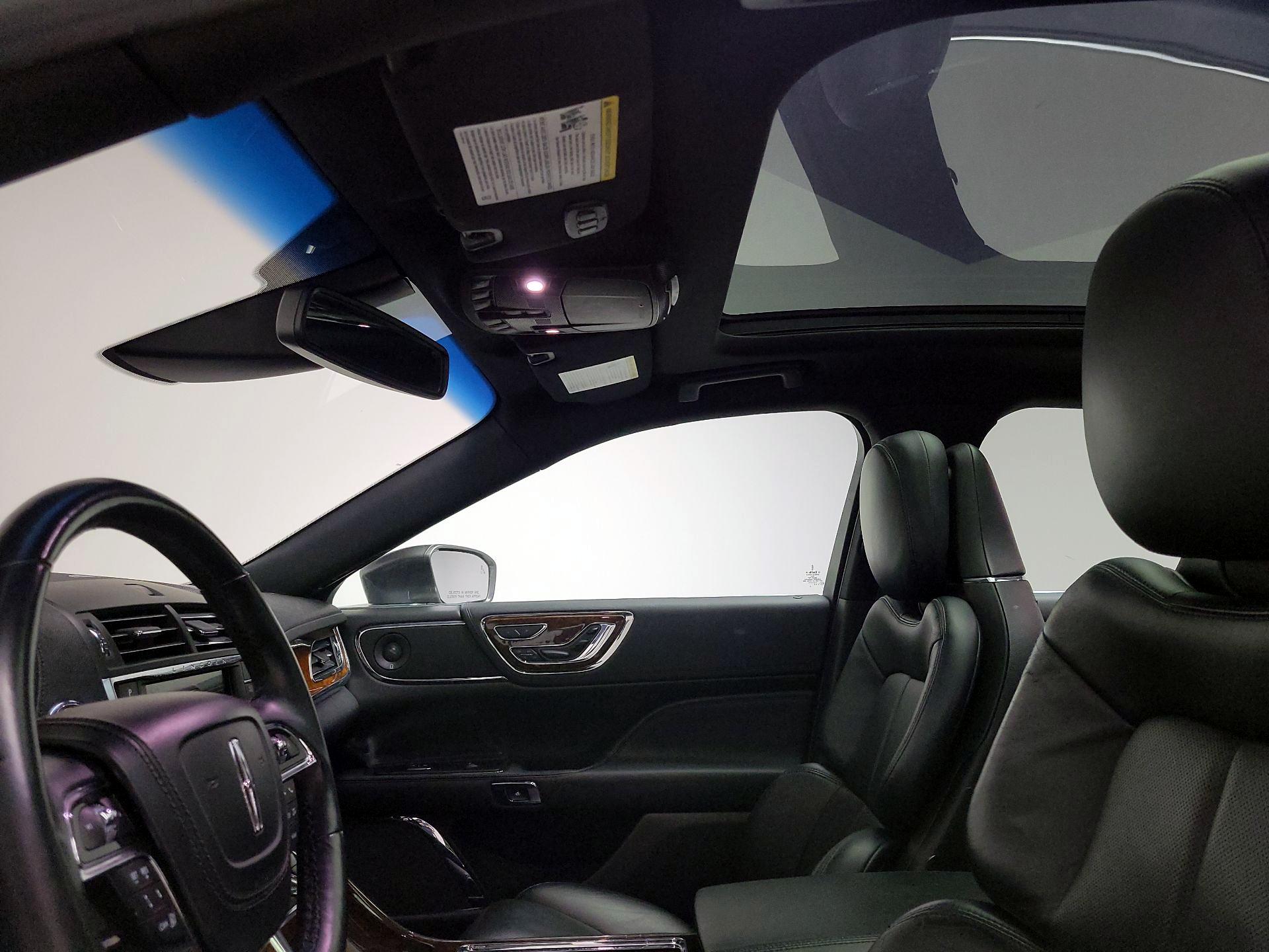 Thumbnail: 2017 Lincoln Continental - 20