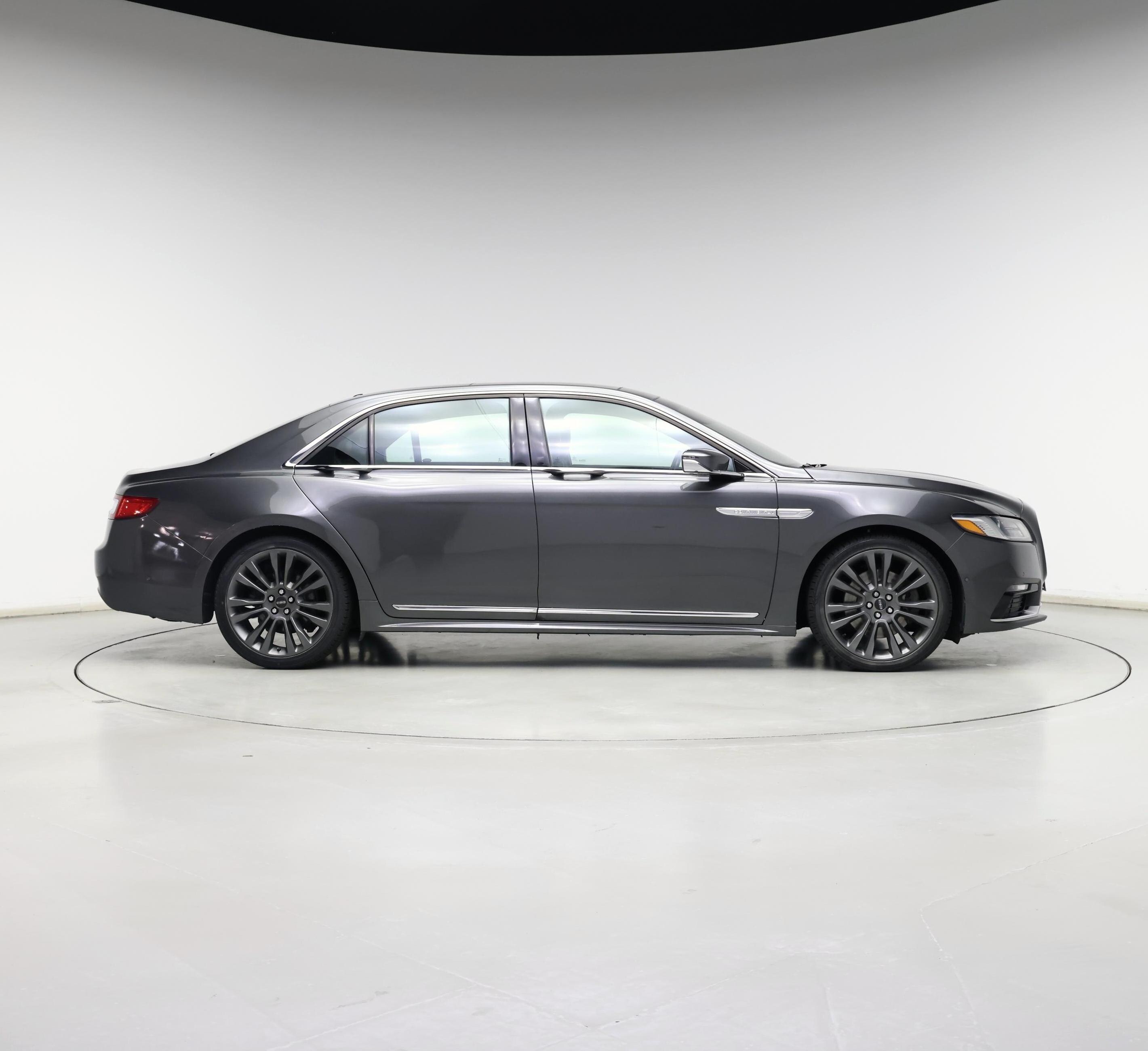 Thumbnail: 2017 Lincoln Continental - 7