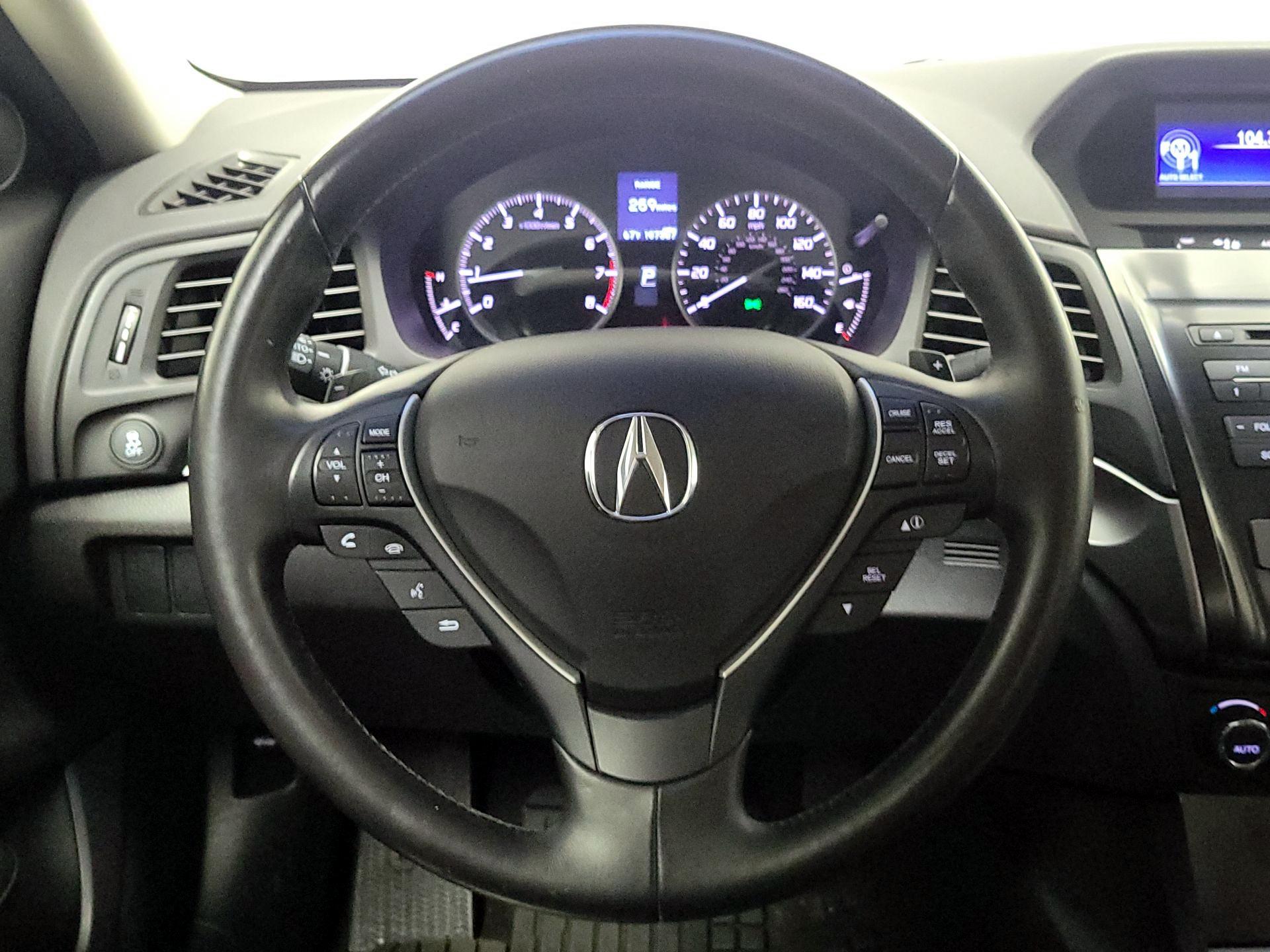 Thumbnail: 2015 Acura ILX - 10