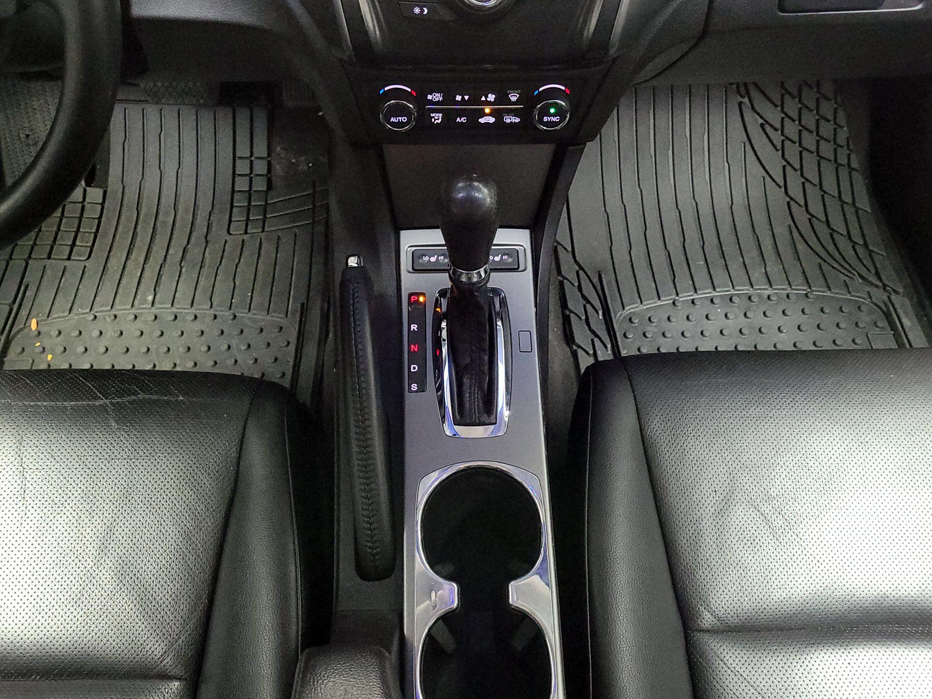 Thumbnail: 2015 Acura ILX - 16