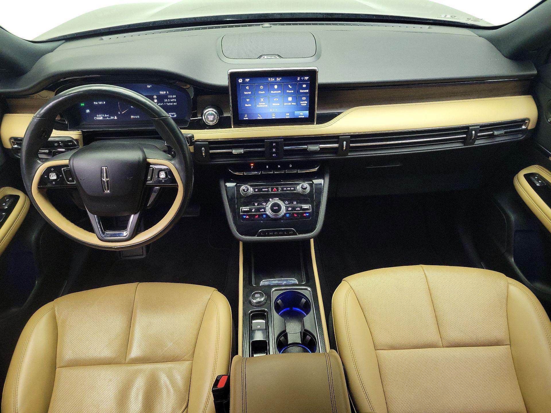 Thumbnail: 2021 Lincoln Corsair - 9