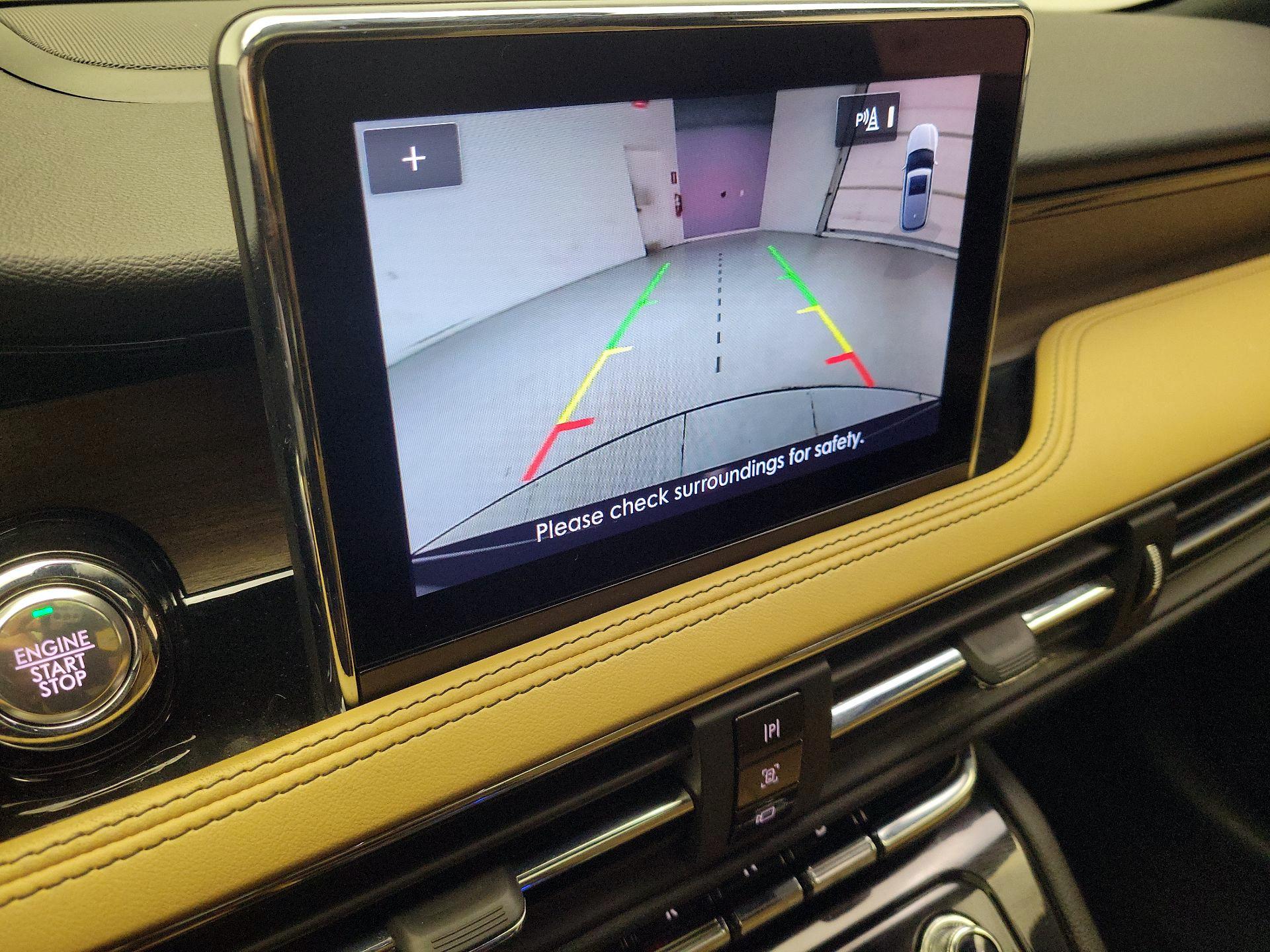 Thumbnail: 2021 Lincoln Corsair - 15