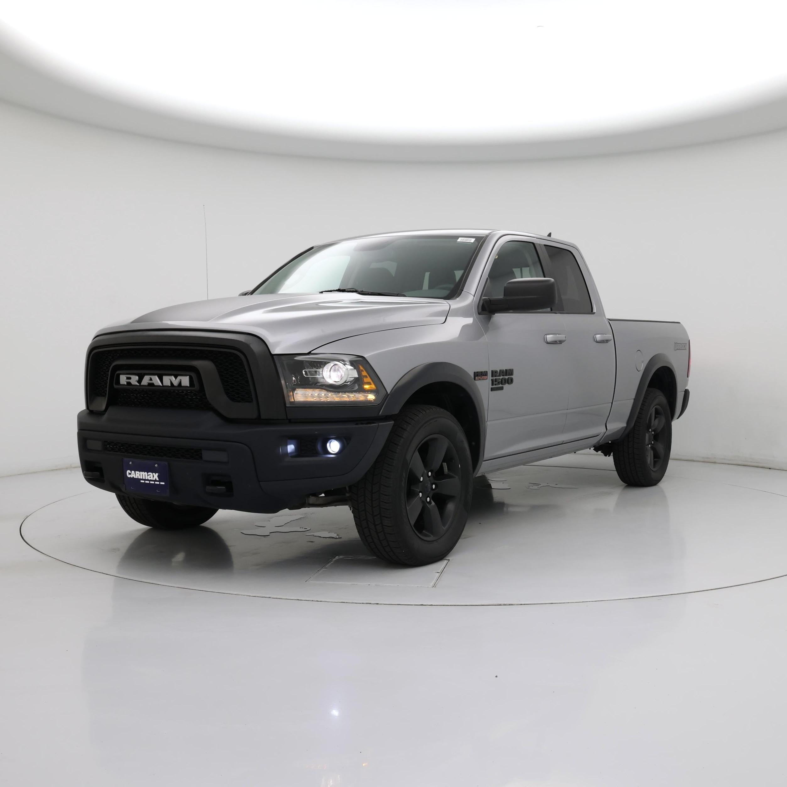 Thumbnail: 2019 RAM 1500 Classic - 4