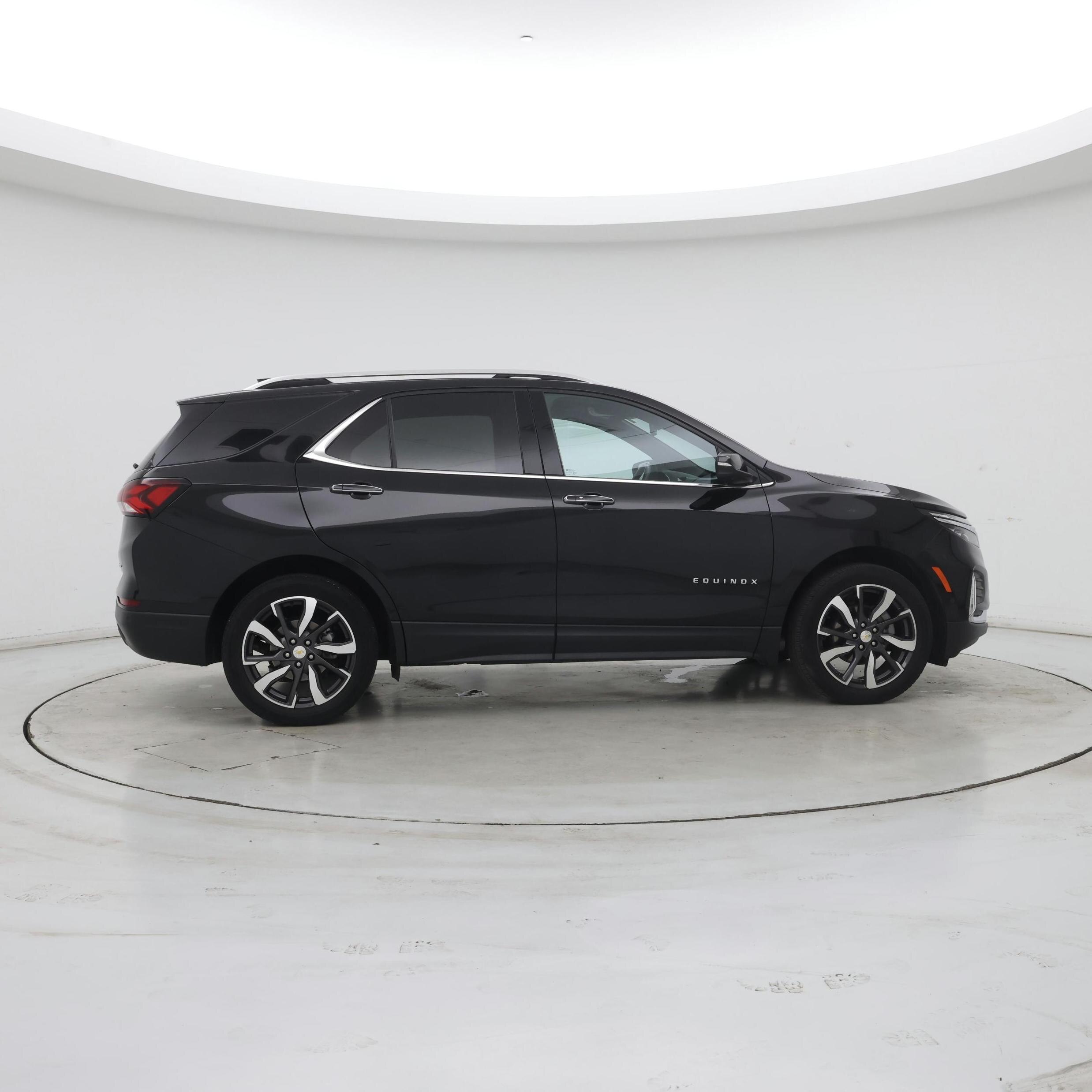 Thumbnail: 2022 Chevrolet Equinox - 7