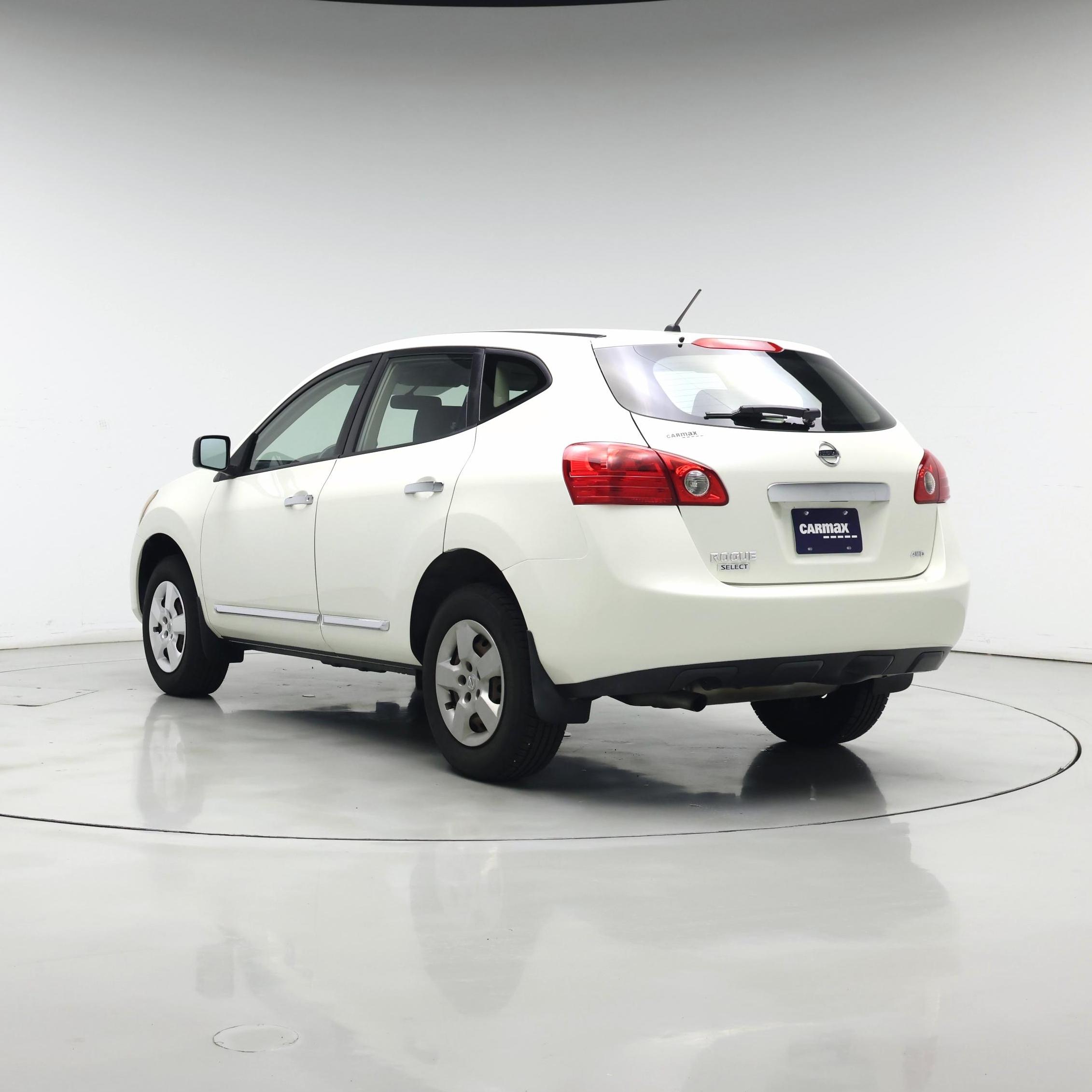 Thumbnail: 2015 Nissan Rogue - 2