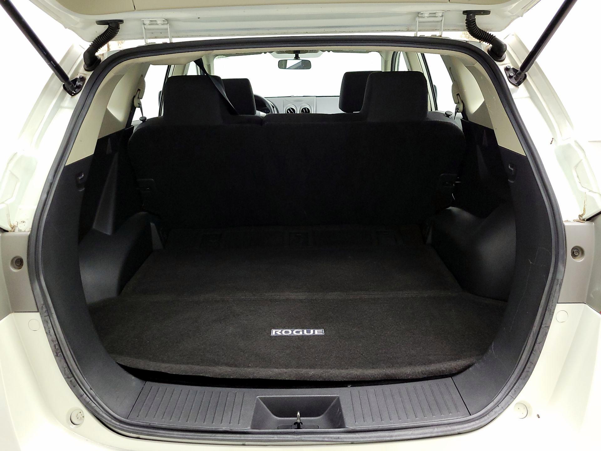 Thumbnail: 2015 Nissan Rogue - 19