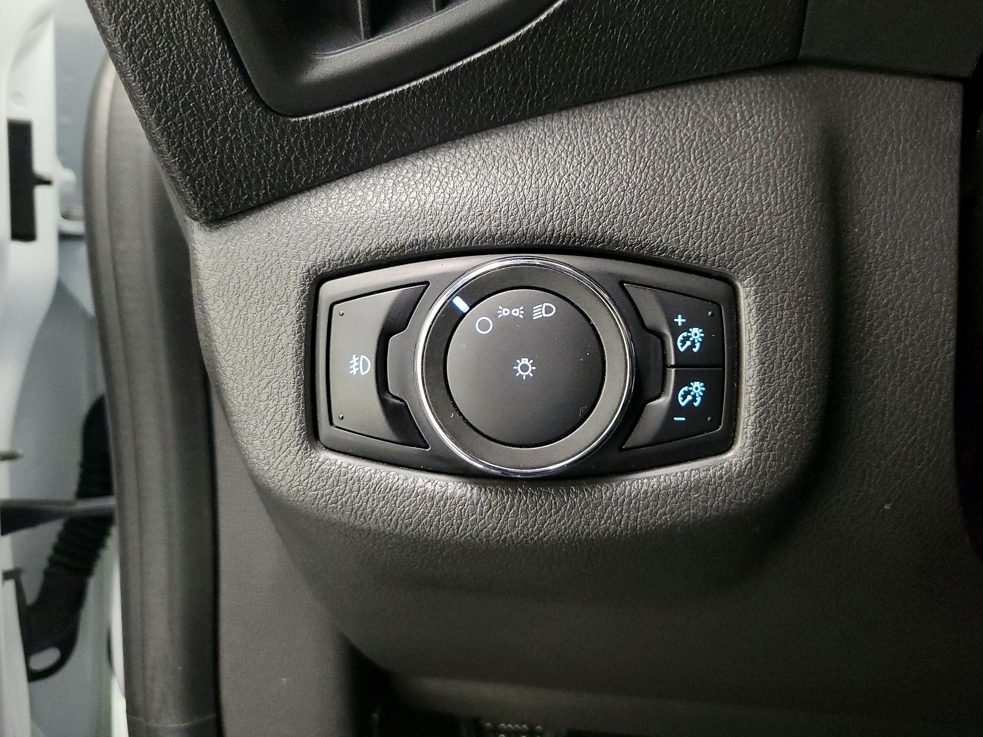 Thumbnail: 2016 Ford Transit Series - 13