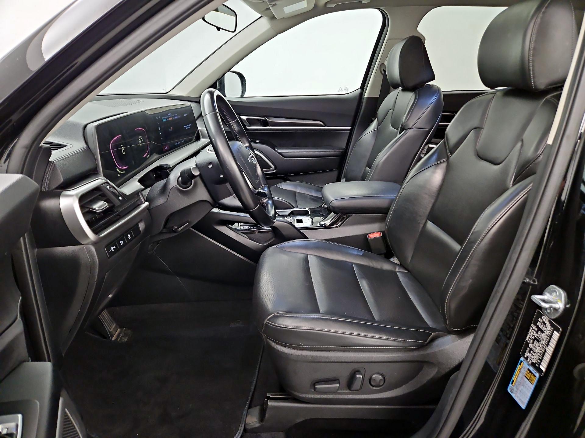 Thumbnail: 2023 Kia Telluride - 11