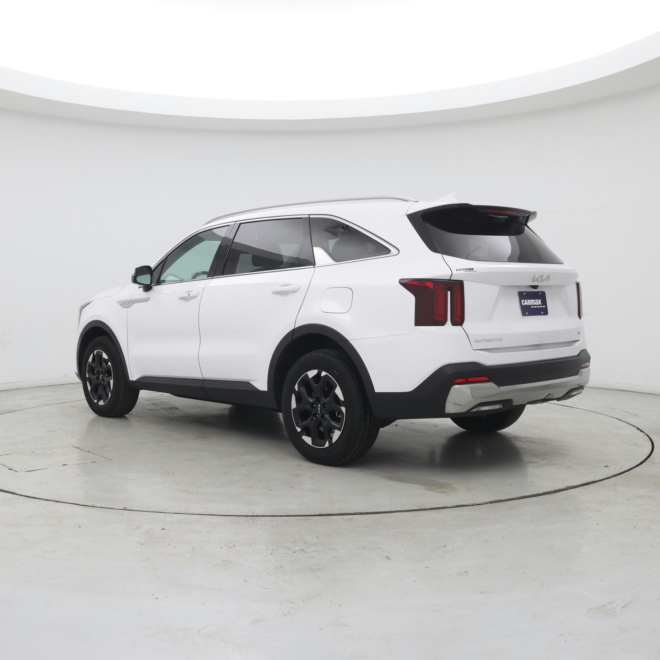 Thumbnail: 2024 Kia Sorento - 2