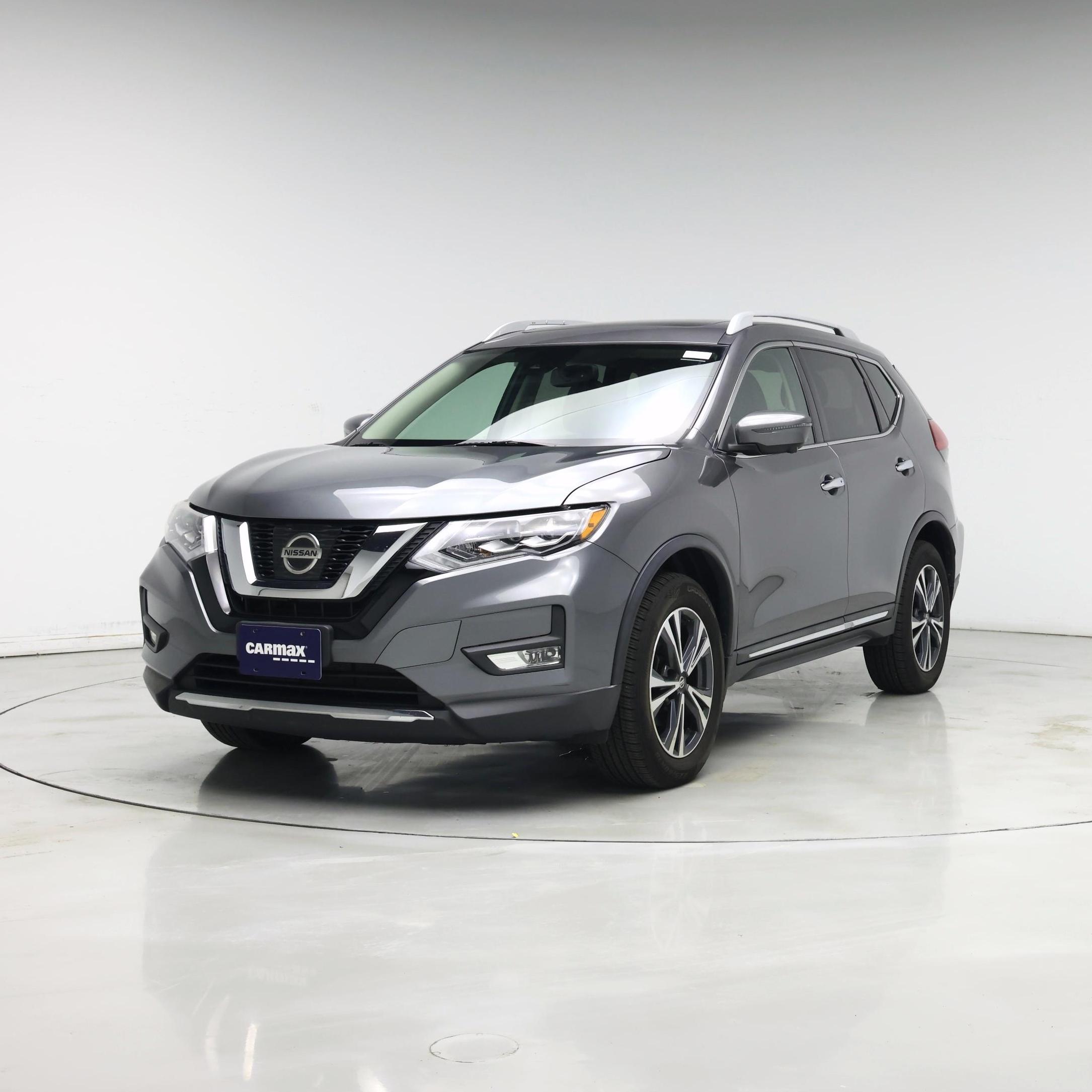 Thumbnail: 2017 Nissan Rogue - 4