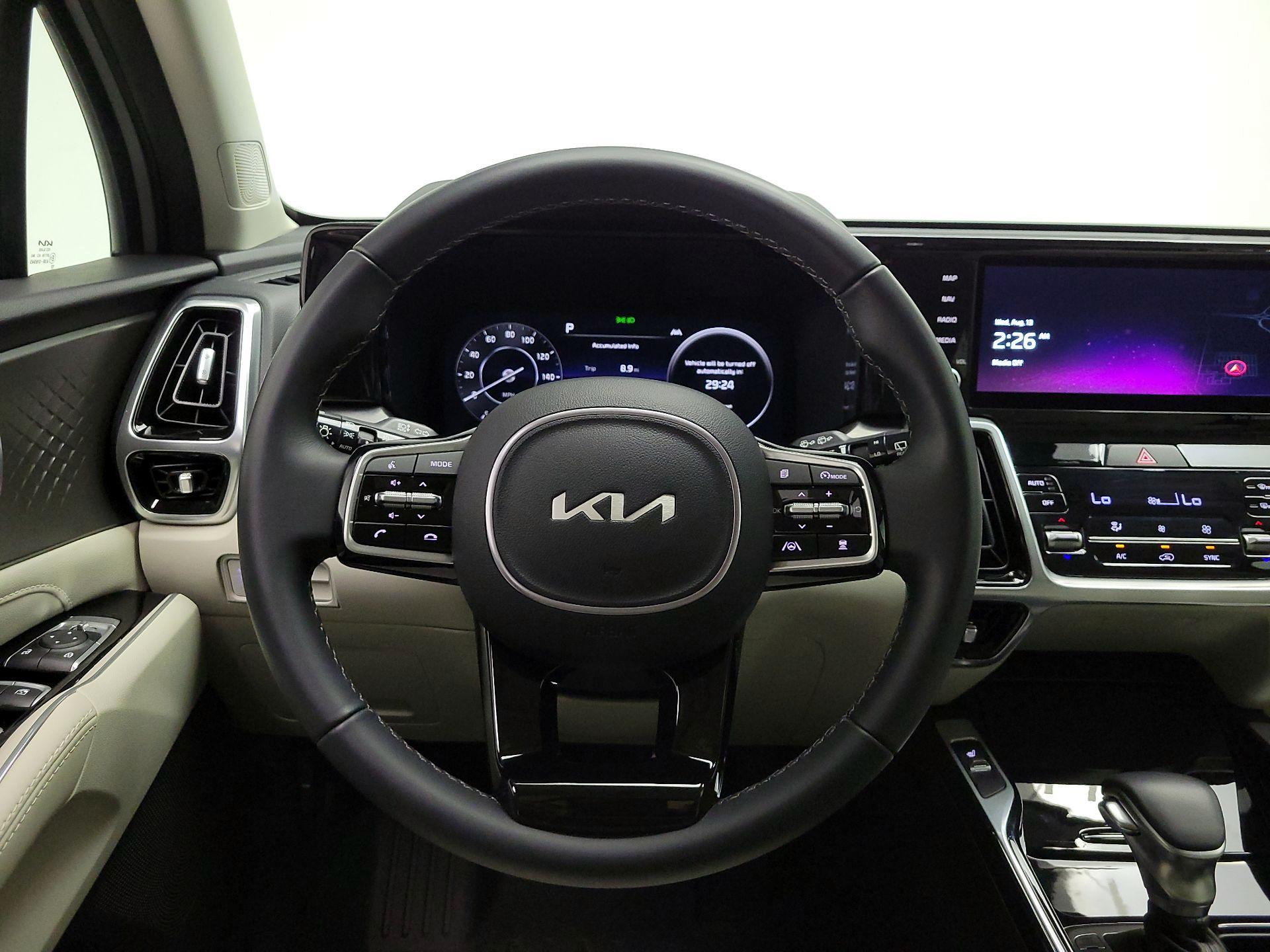 Thumbnail: 2023 Kia Sorento - 10