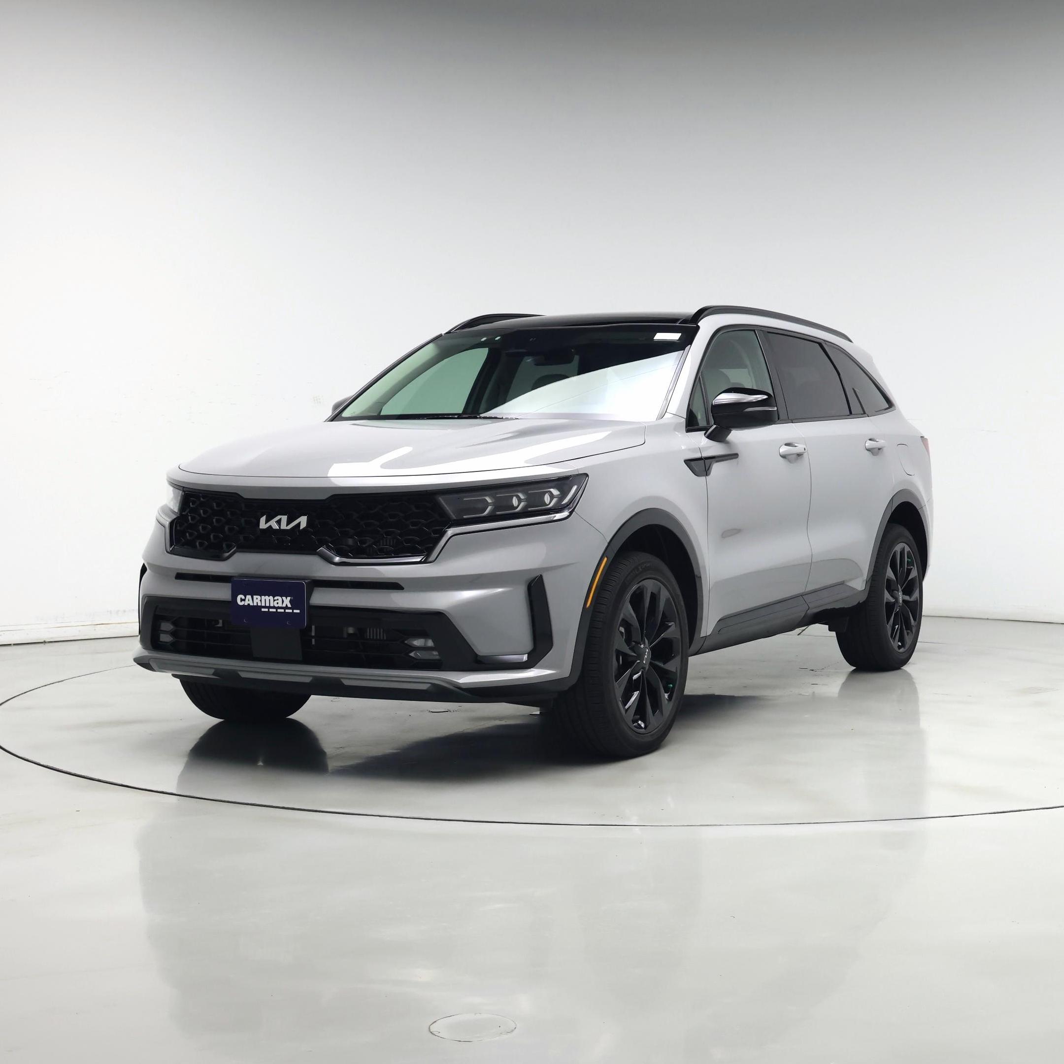 Thumbnail: 2023 Kia Sorento - 4