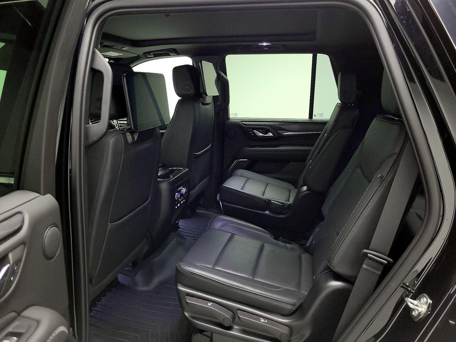 Thumbnail: 2023 GMC Yukon - 18