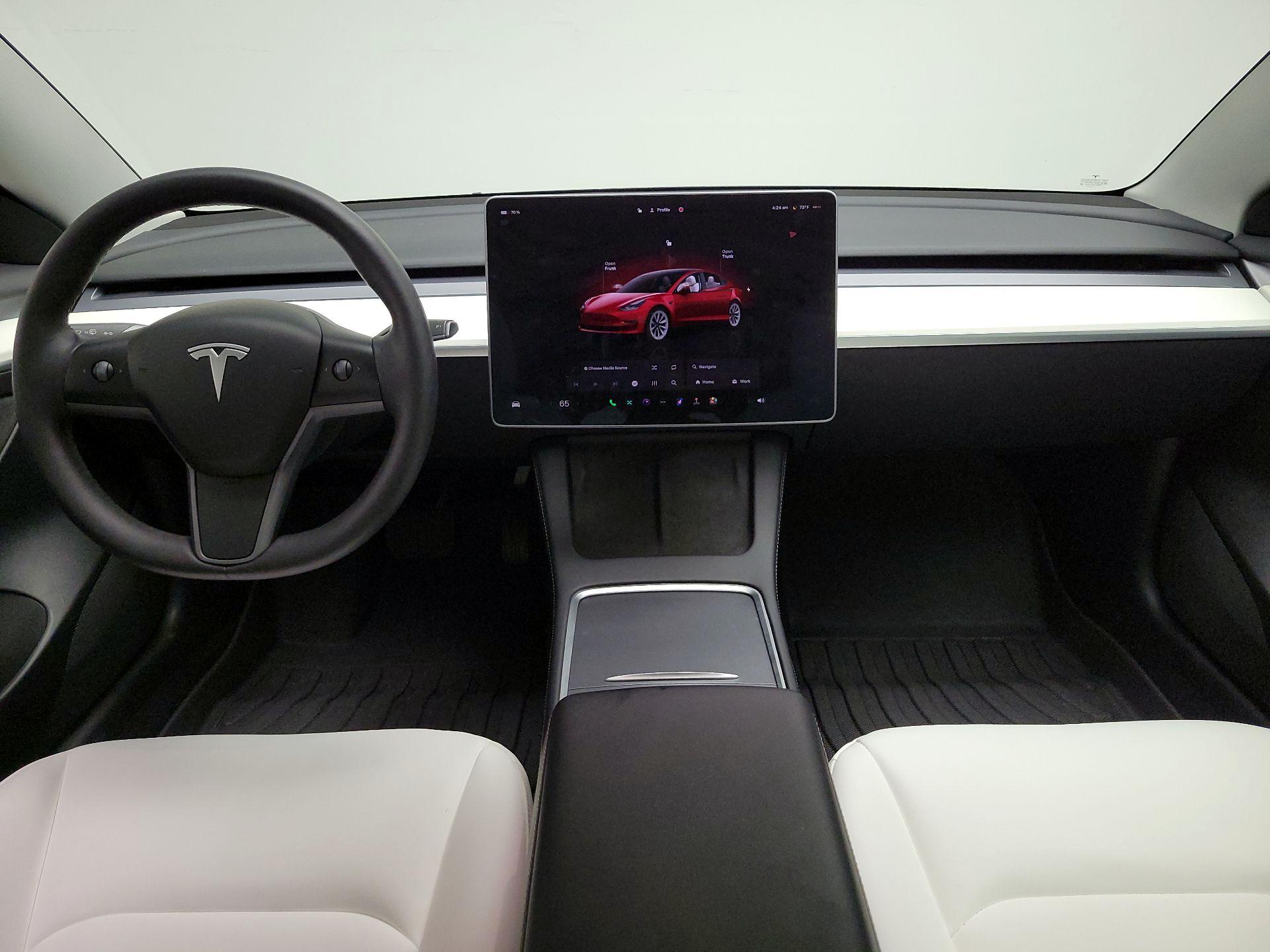 Thumbnail: 2022 Tesla Model 3 - 9